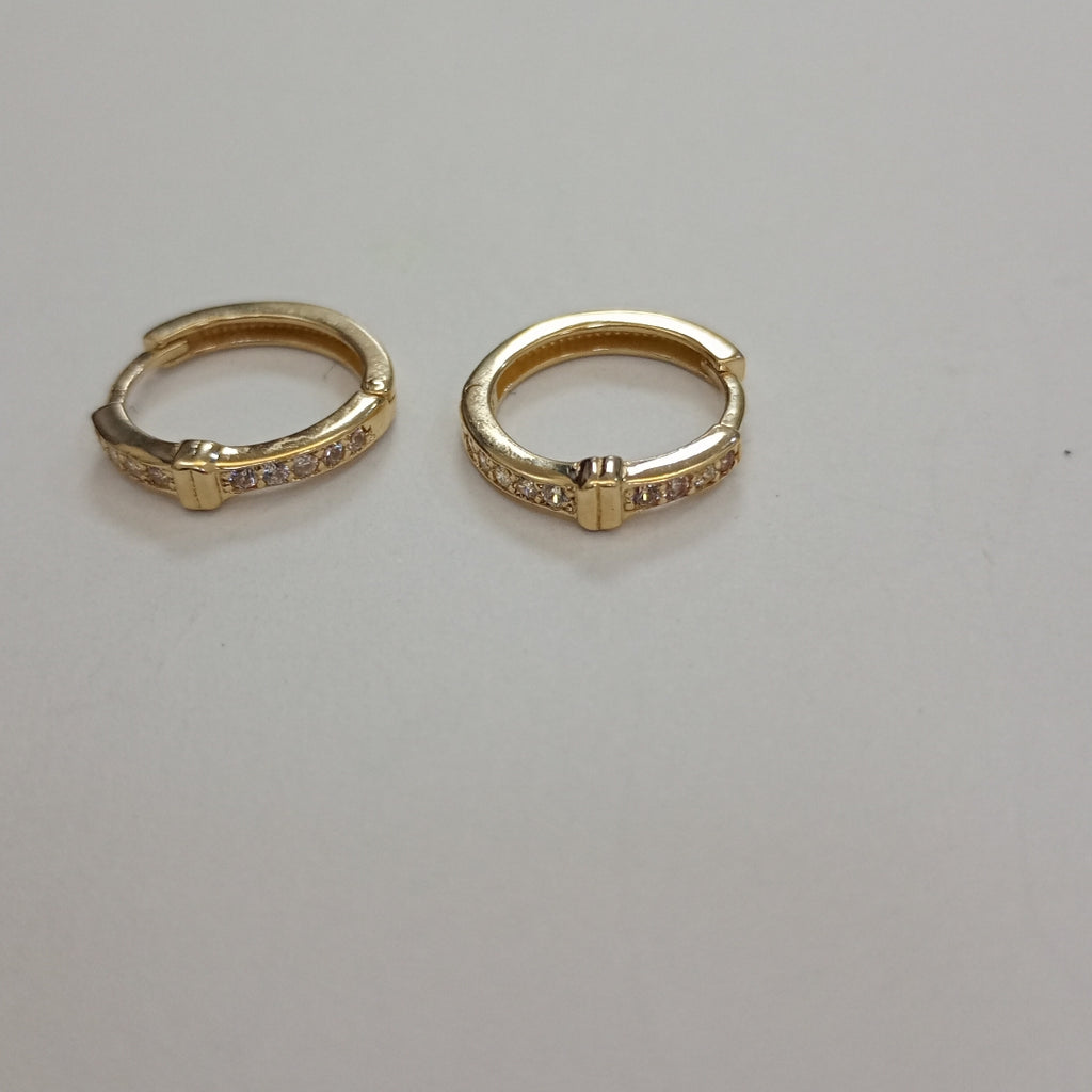 ARETES HUGGIES C CIRCONIA 14K 1.8 GR (NUEVO)