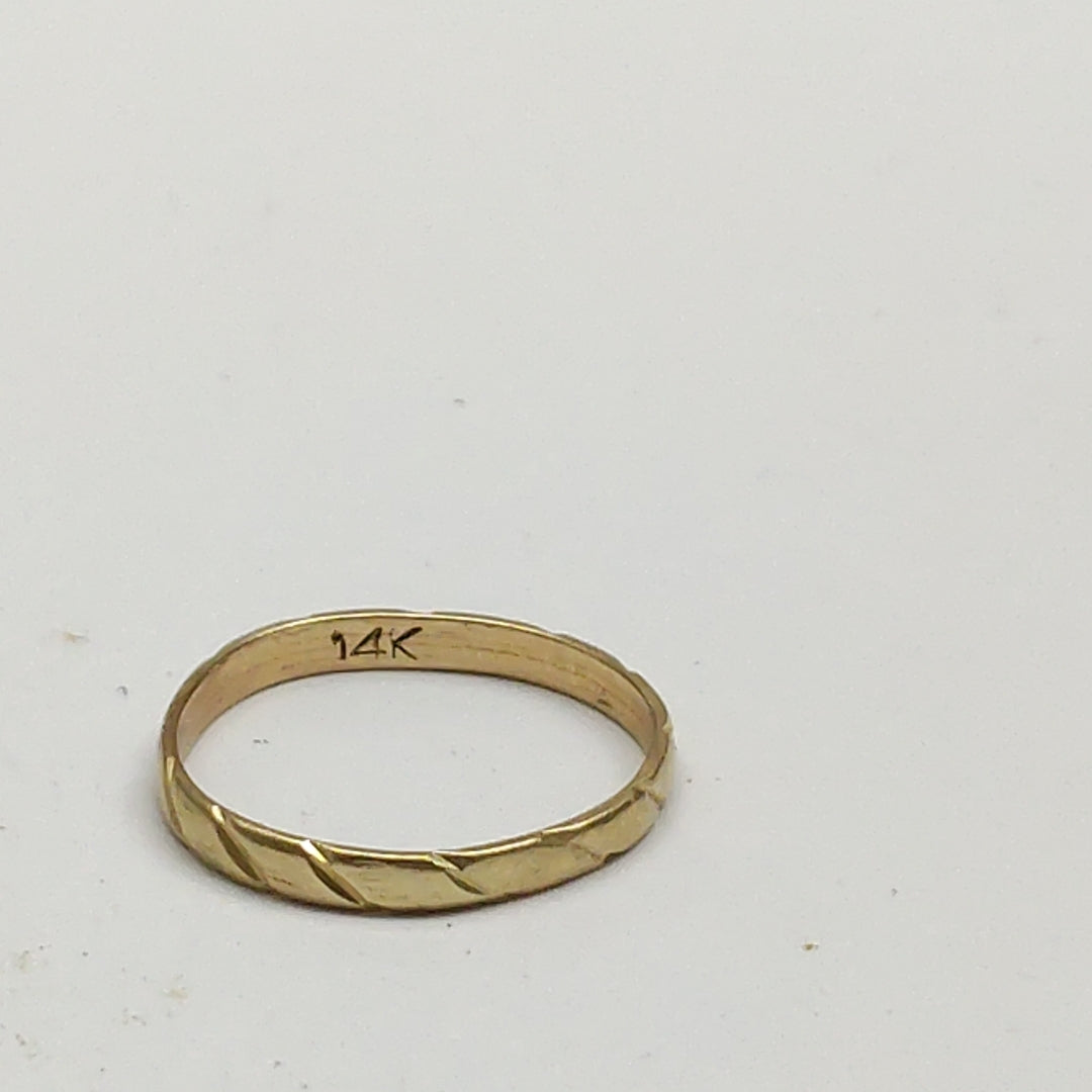 ARGOLLA ORO 14 K 0.8 GRMS (SEMINUEVO)