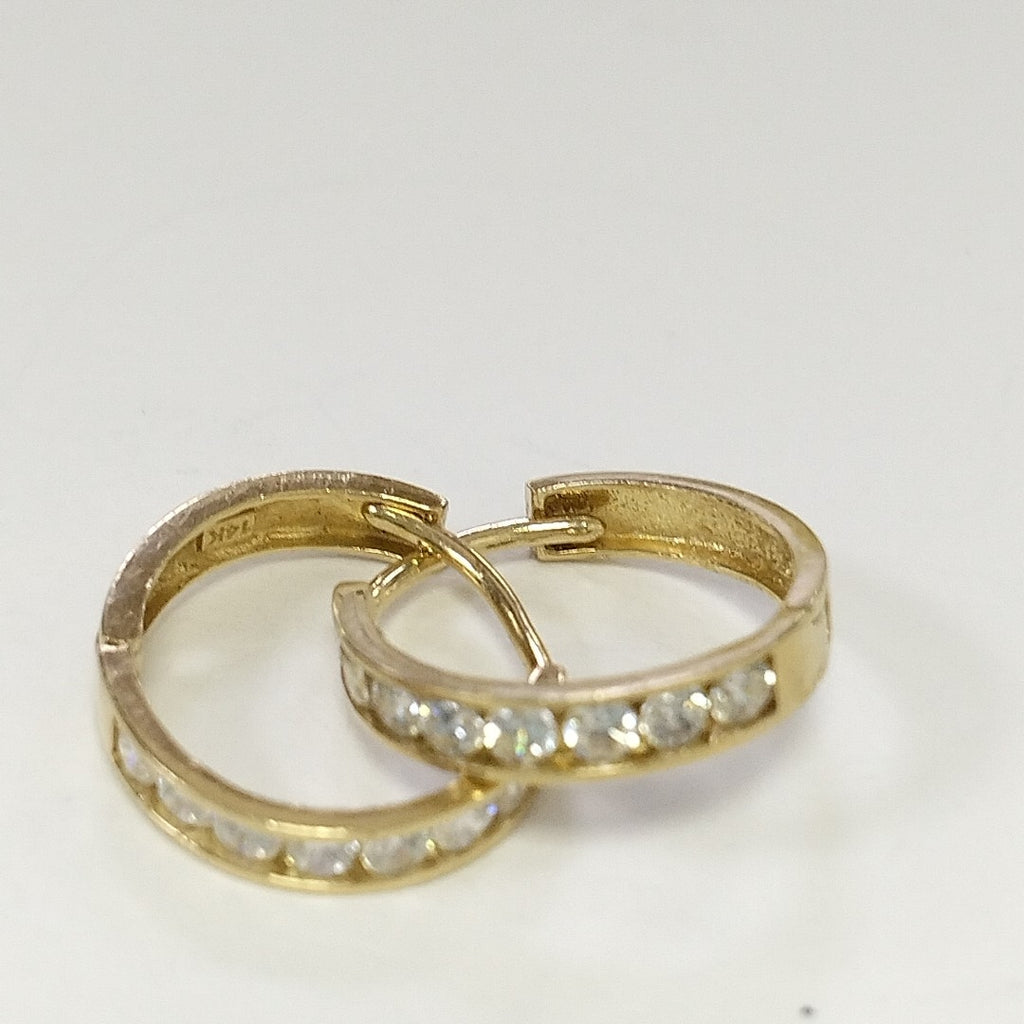 ARETES PAR ORO 14 K 1 GRMS (SEMINUEVO)