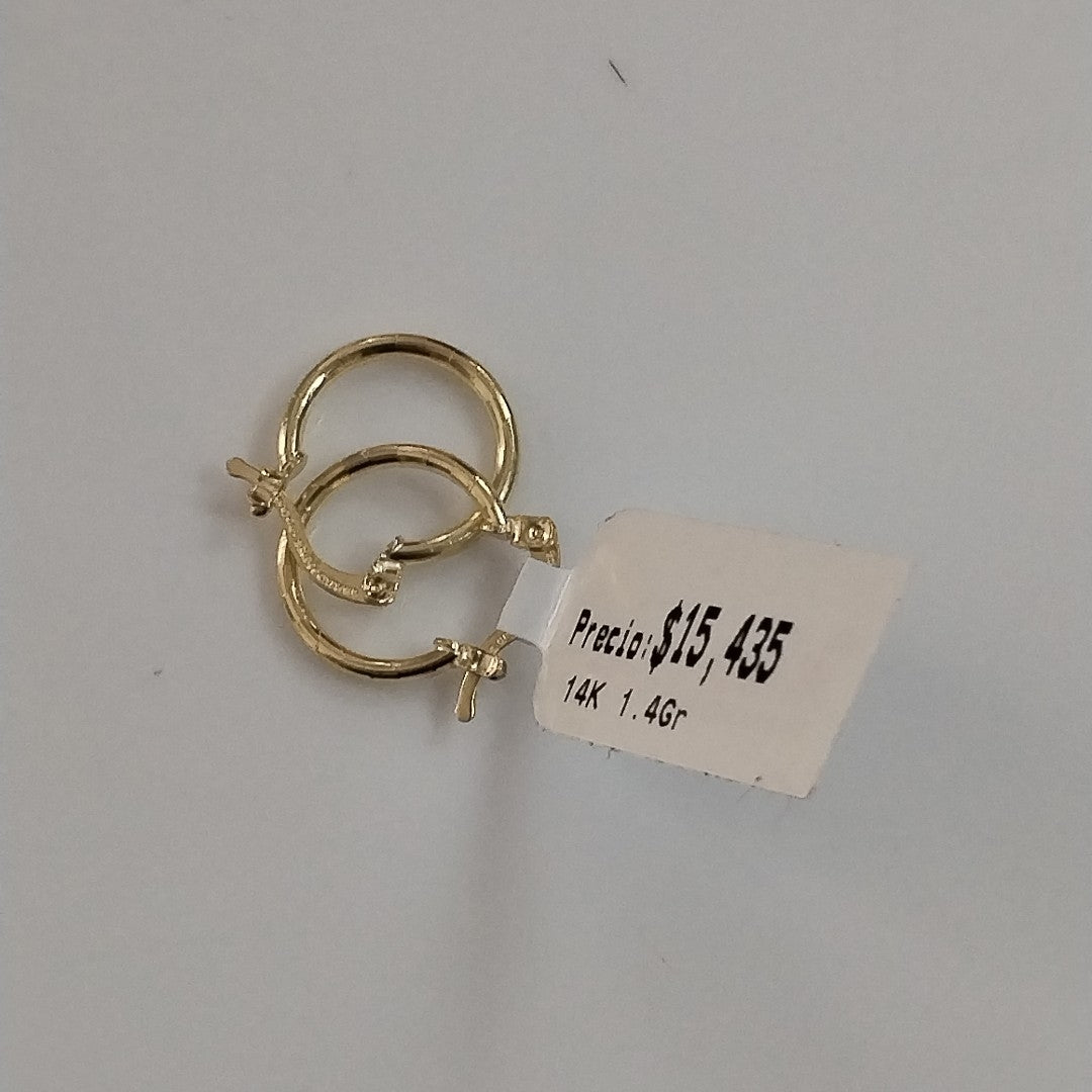 ARETES ARRACADAS ESTRIADAS 14K 1.4 GR (NUEVO)
