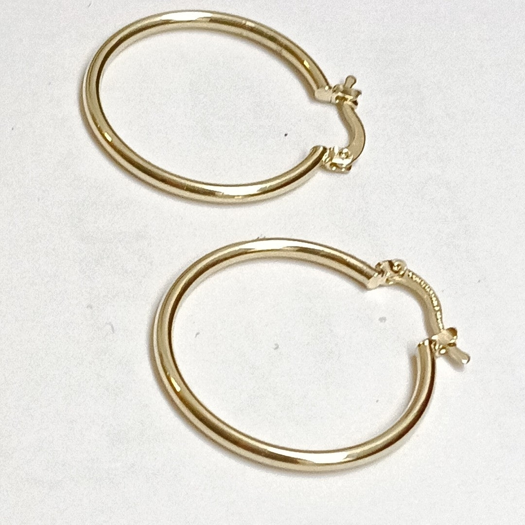 ARETES TEJIDO ARRACADAS LISAS 14K 1.5 GR (NUEVO)