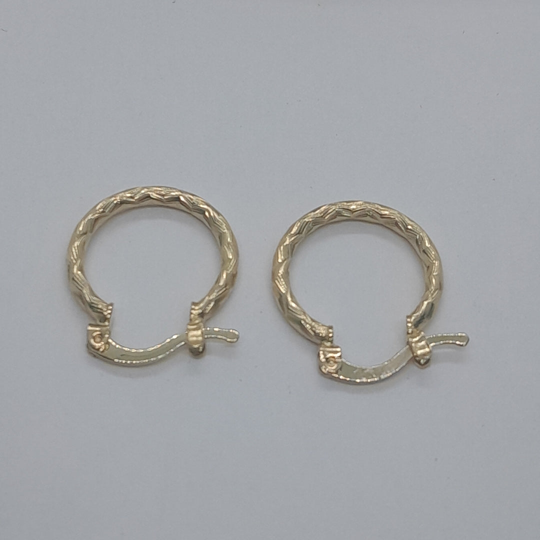 ARETES ARRACADAS TRENZADAS 14K 18 1.6 GR (NUEVO)