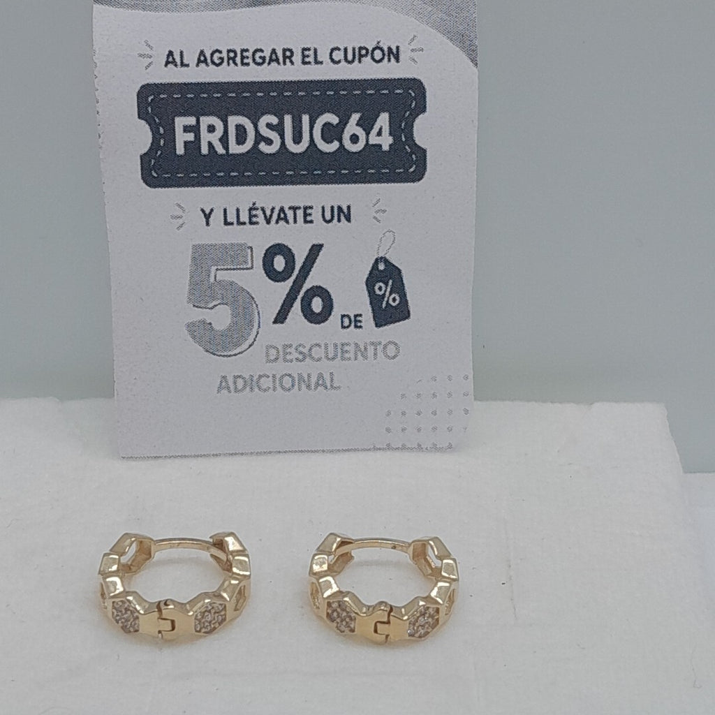 ARETES HUGGIES HEXAGONALES C CIRCONIAS 14K 2.6 GR (NUEVO)