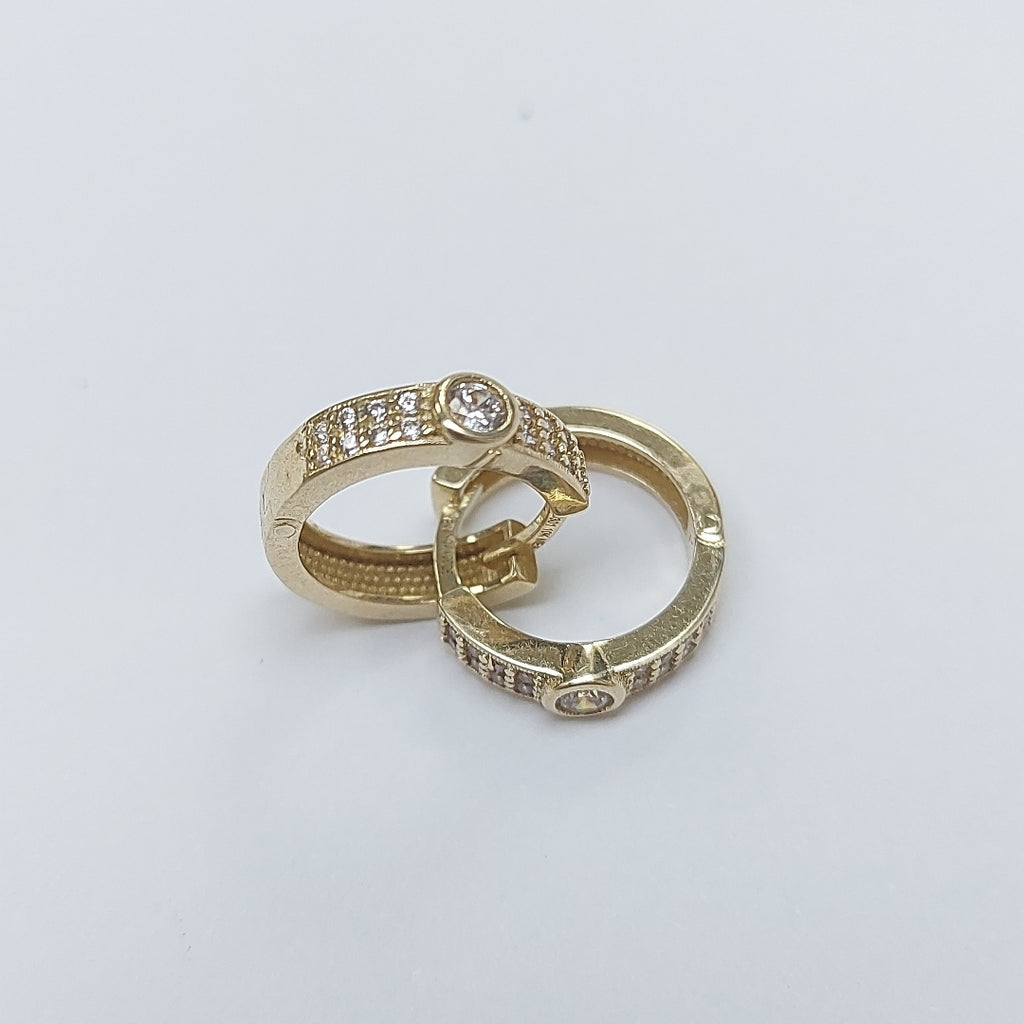 ARETES ARRACADAS C CIRCONIAS 10K 2.6 GR (NUEVO)