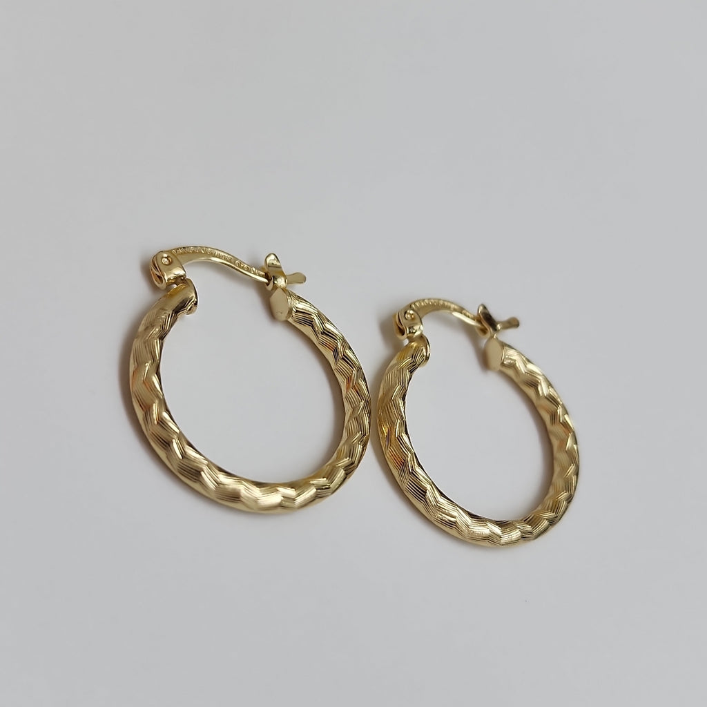 ARETES ARRACADAS LABRADAS 14K 2.2 GR (NUEVO)