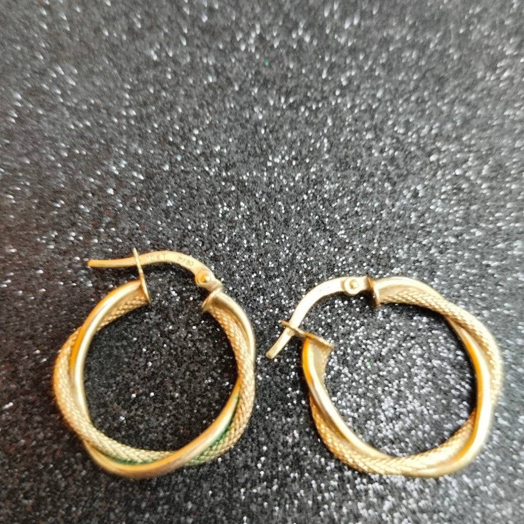 ARRACADAS PAR ORO 10 K 1.4 GRMS (SEMINUEVO)