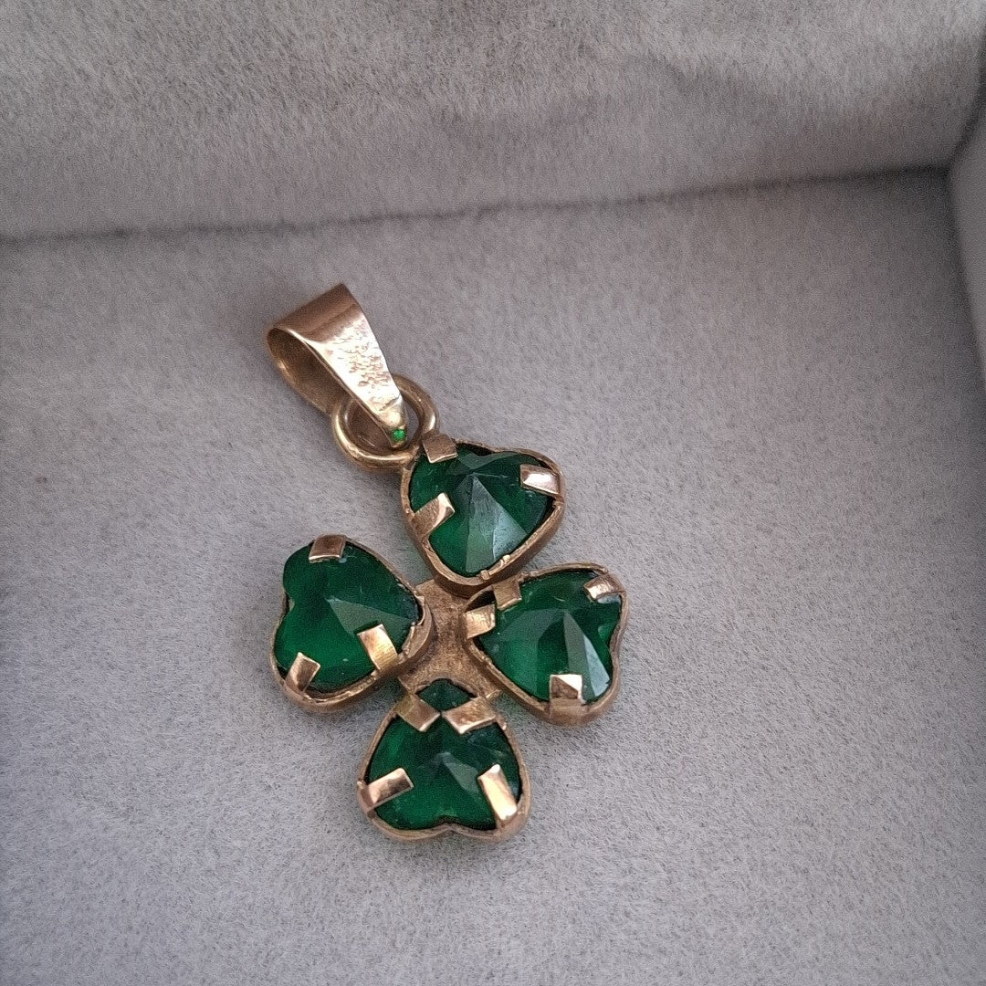 DIJE ORO 10 K 0.8 GRMS (SEMINUEVO)