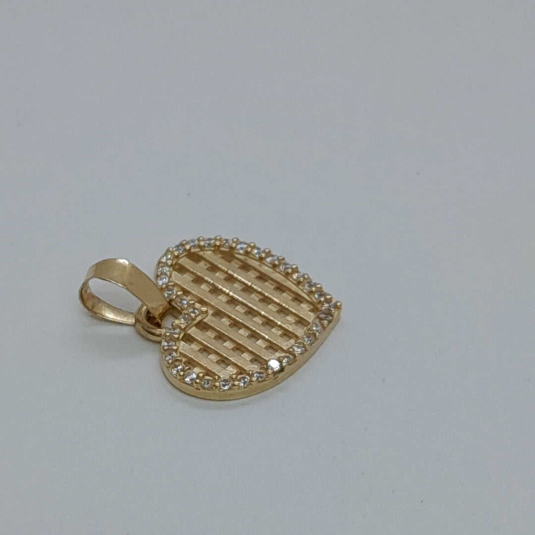 DIJE TEJIDO CORAZON CON CERCO DE CIRCONIAS 14K 1.1 GR (NUEVO)