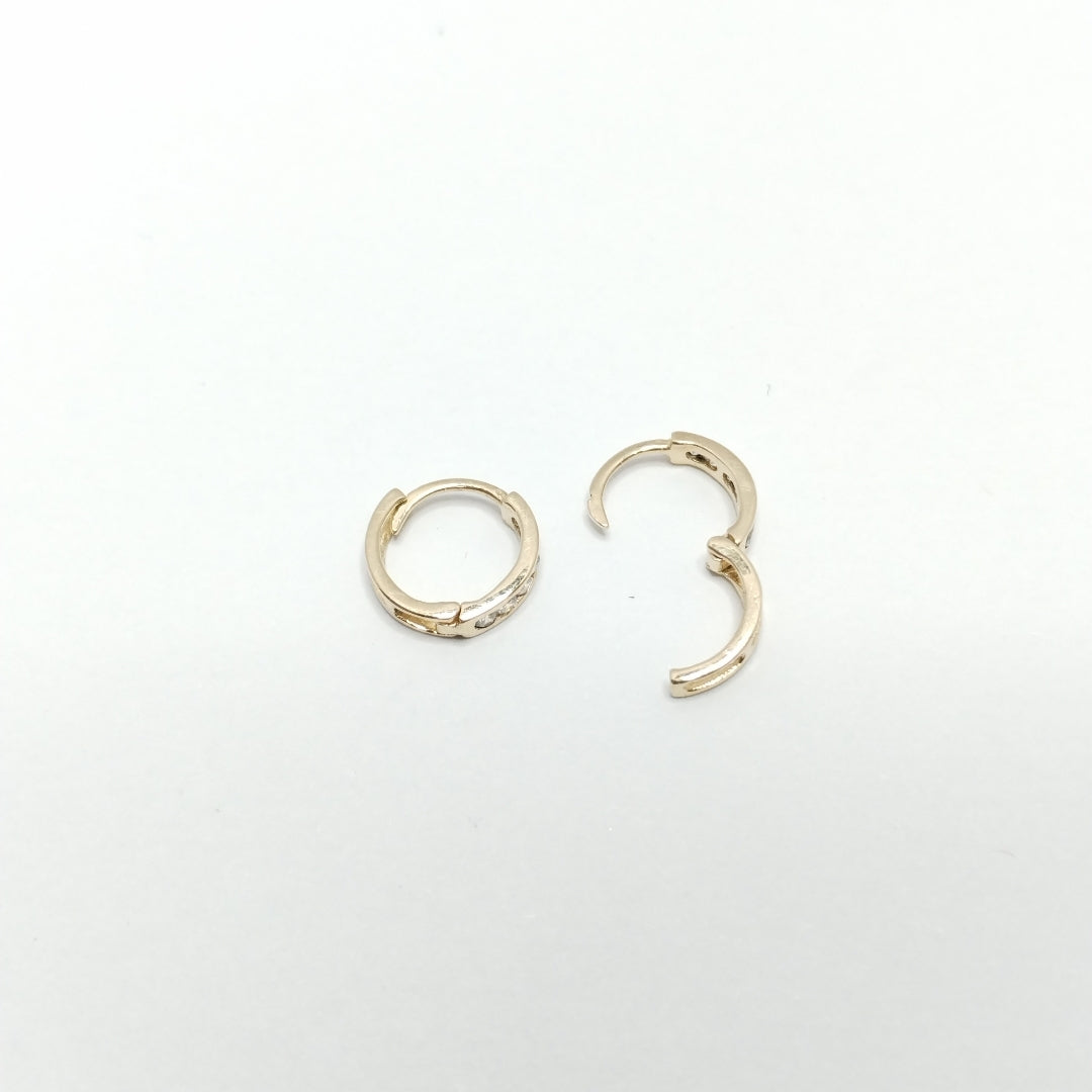 ARETES ARRACADA C CIRCONIAS 14K 1.1 GR (NUEVO)