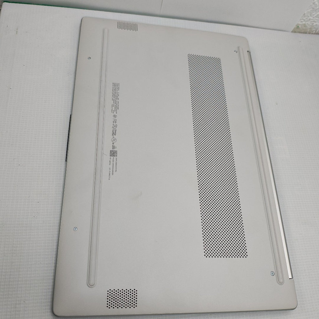 LAPTOP HP 15-FC0027CA (2023) 512 GB SSD 16 GB RAM (SEMINUEVO)