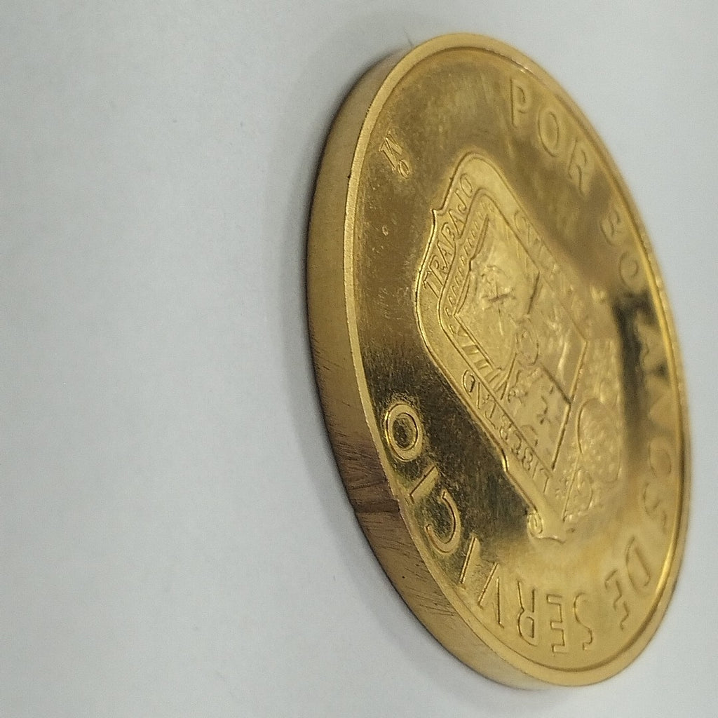MEDALLA CONMEMORATIVA ORO 18 K 31.2 GRMS (SEMINUEVO)