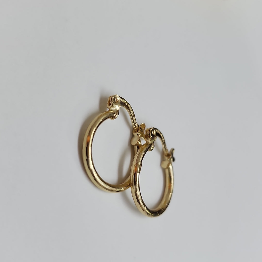 ARETES ARRACADAS ESTRIADAS 14K 1.4 GR (NUEVO)