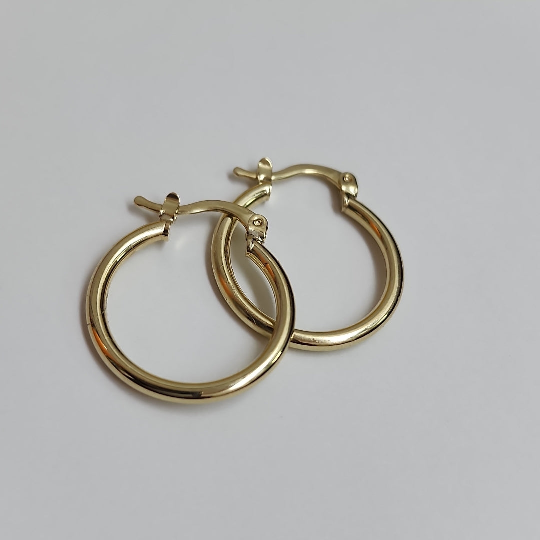 ARETES TEJIDO ARRACADAS LISAS 14K 1.2 GR (NUEVO)