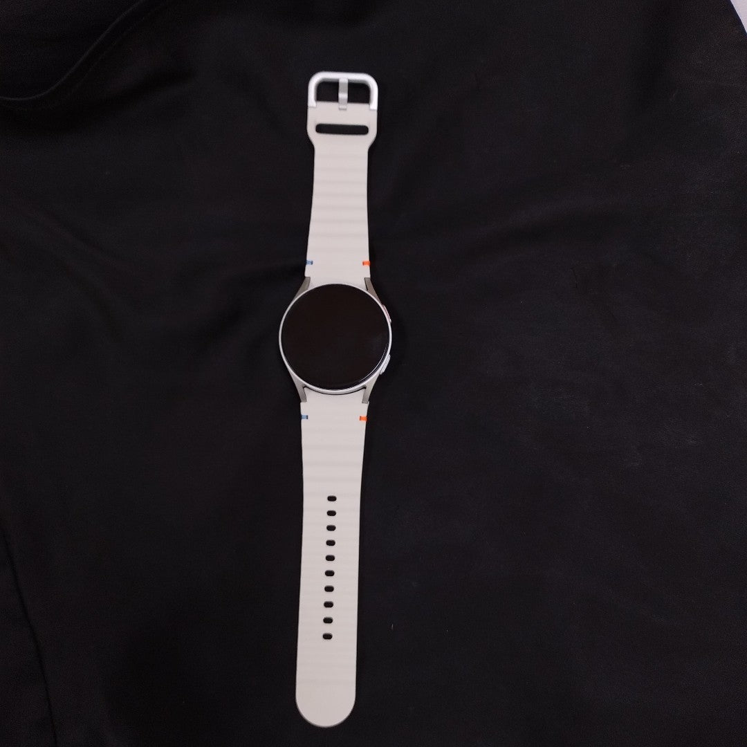 SMARTWATCH SAMSUNG GALAXY WATCH 7 SM-L305U (2024) 40 MM GPS + CELULAR (SEMINUEVO)