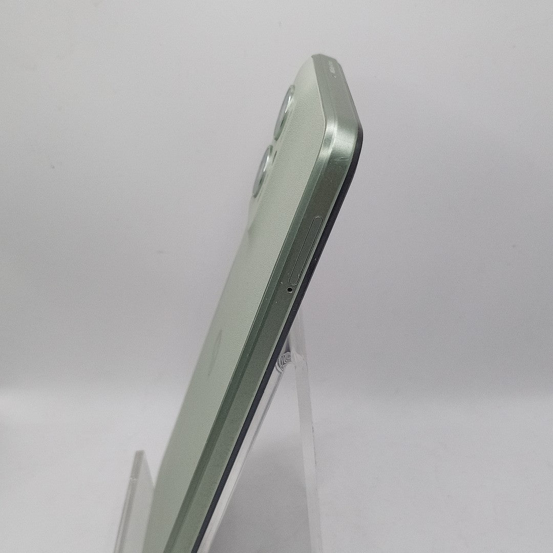 CELULAR MOTOROLA MOTO G55 5G XT2435-1(2024) 256 GB 8 GB RAM (SEMINUEVO)