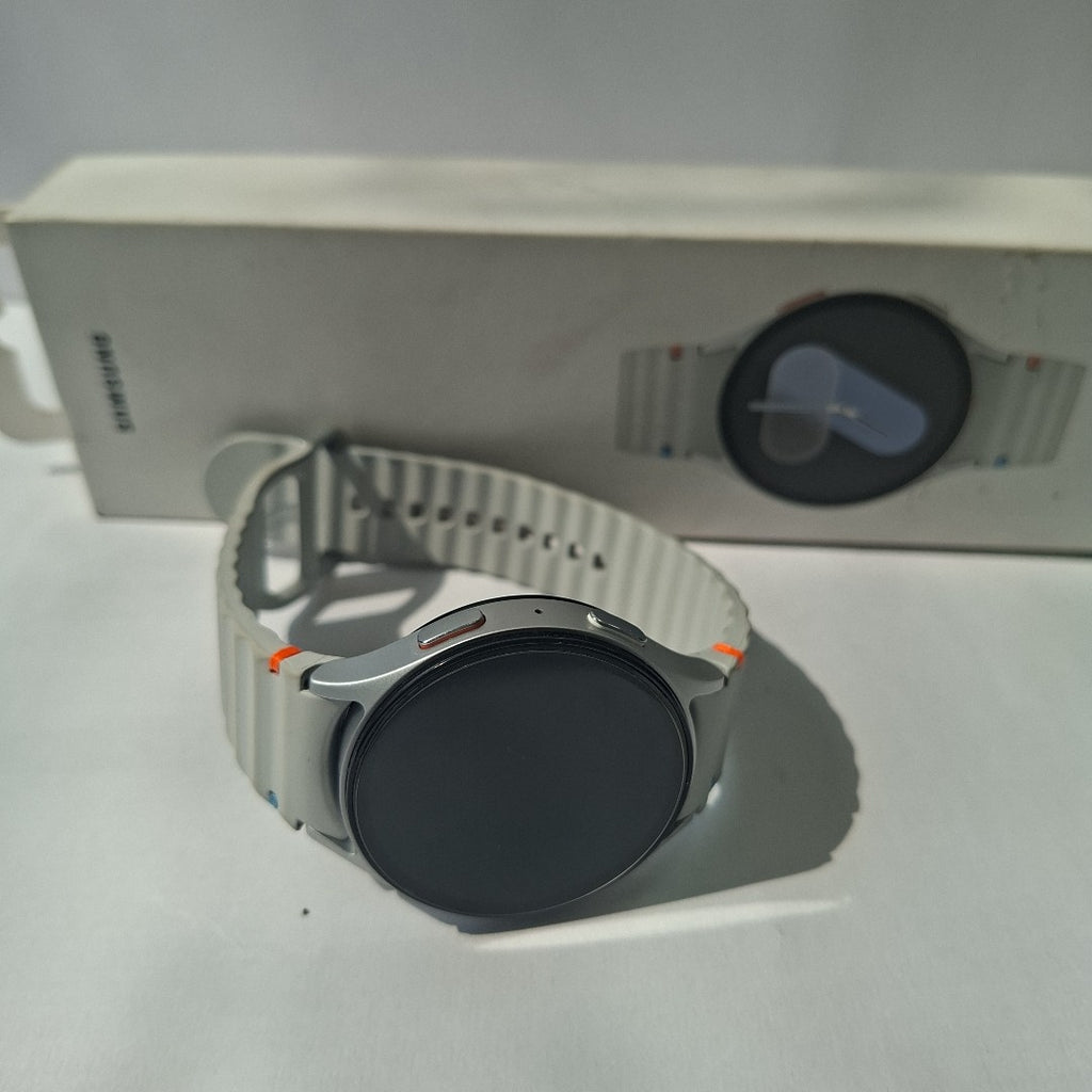 SMARTWATCH SAMSUNG GALAXY WATCH 7 SM-L310 44 MM GPS (SEMINUEVO)