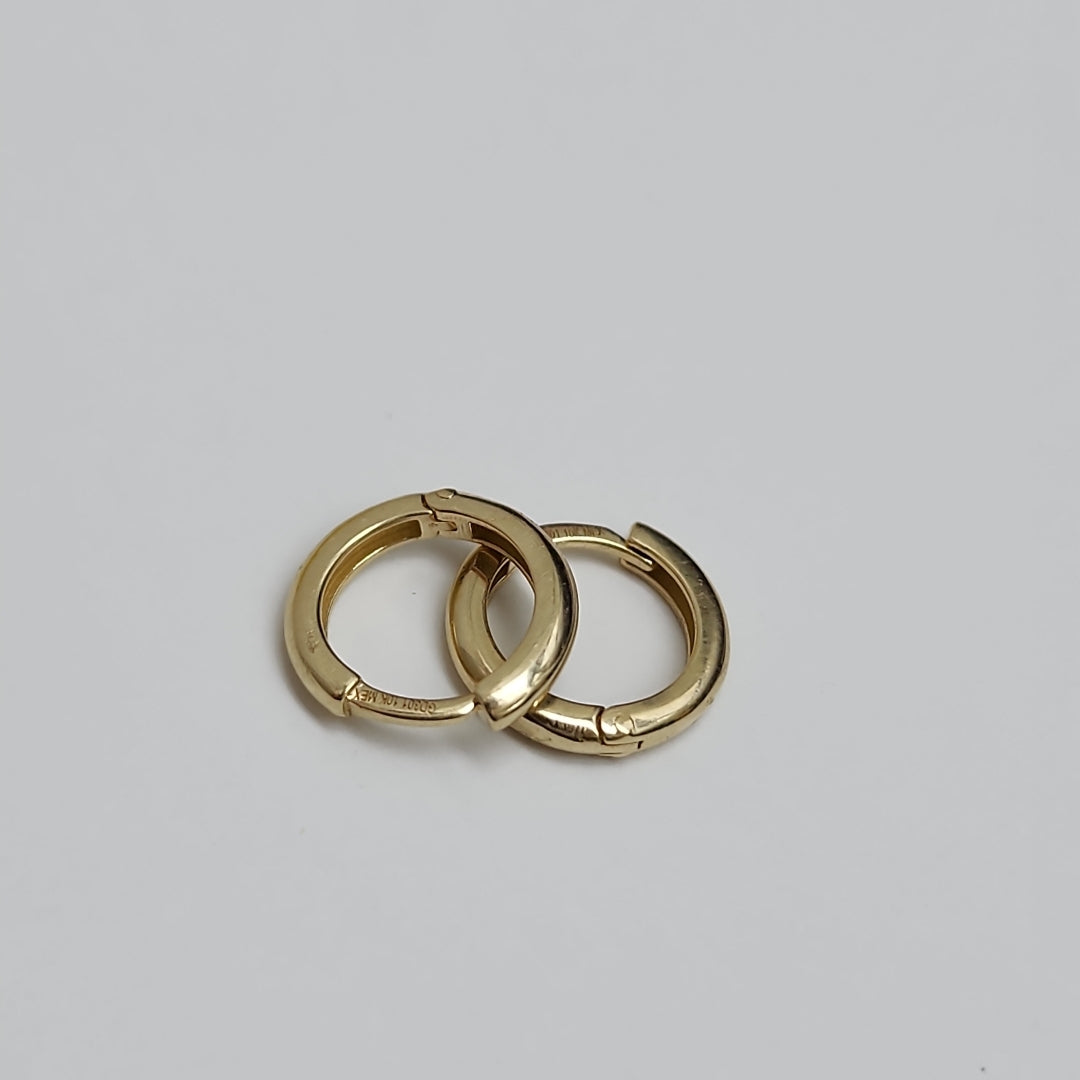 ARETES ARRACADAS LISAS 10K 1.2 GR (NUEVO)