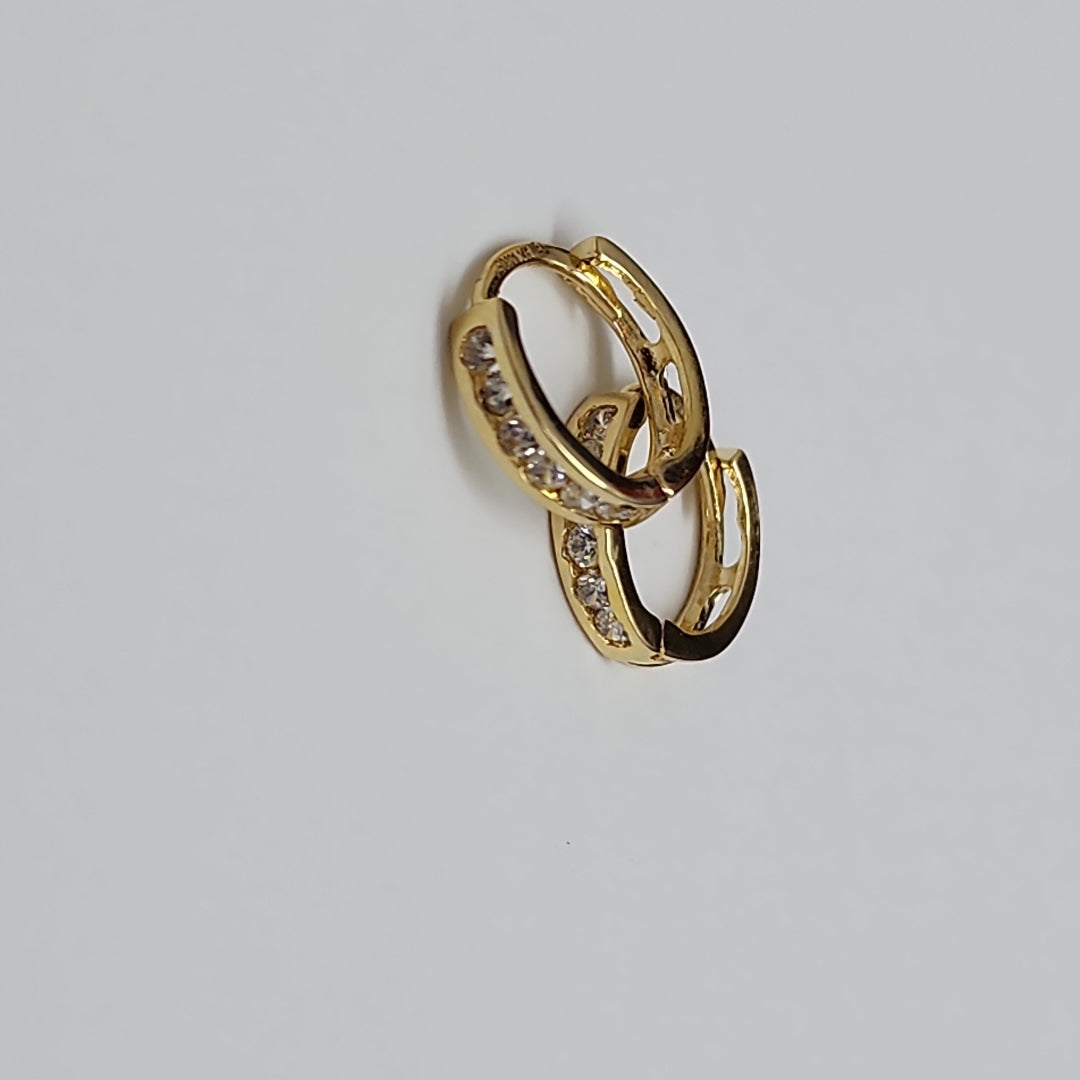 ARETES HUGGIES C CIRCONIA 14K 1.2 GR (NUEVO)
