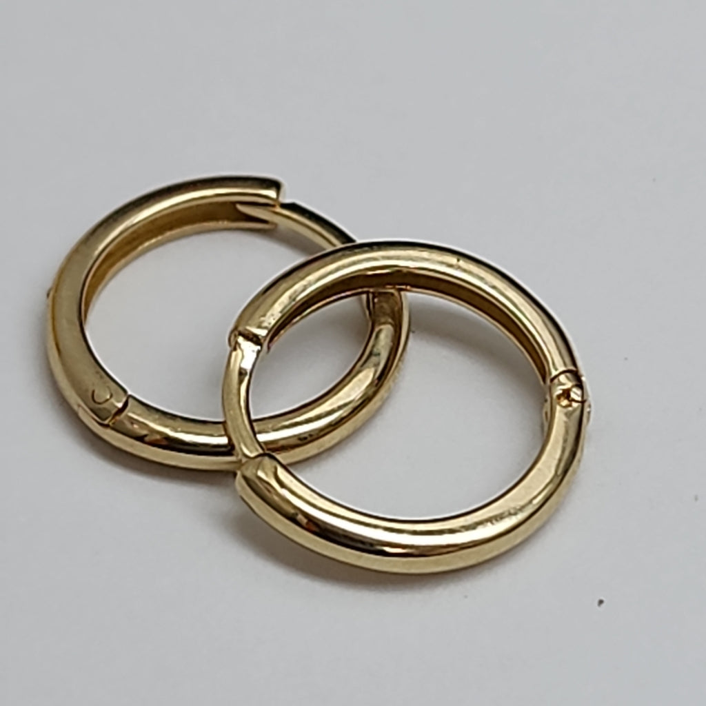 ARETES HUGGIES LISAS 14K 1.5 GR (NUEVO)