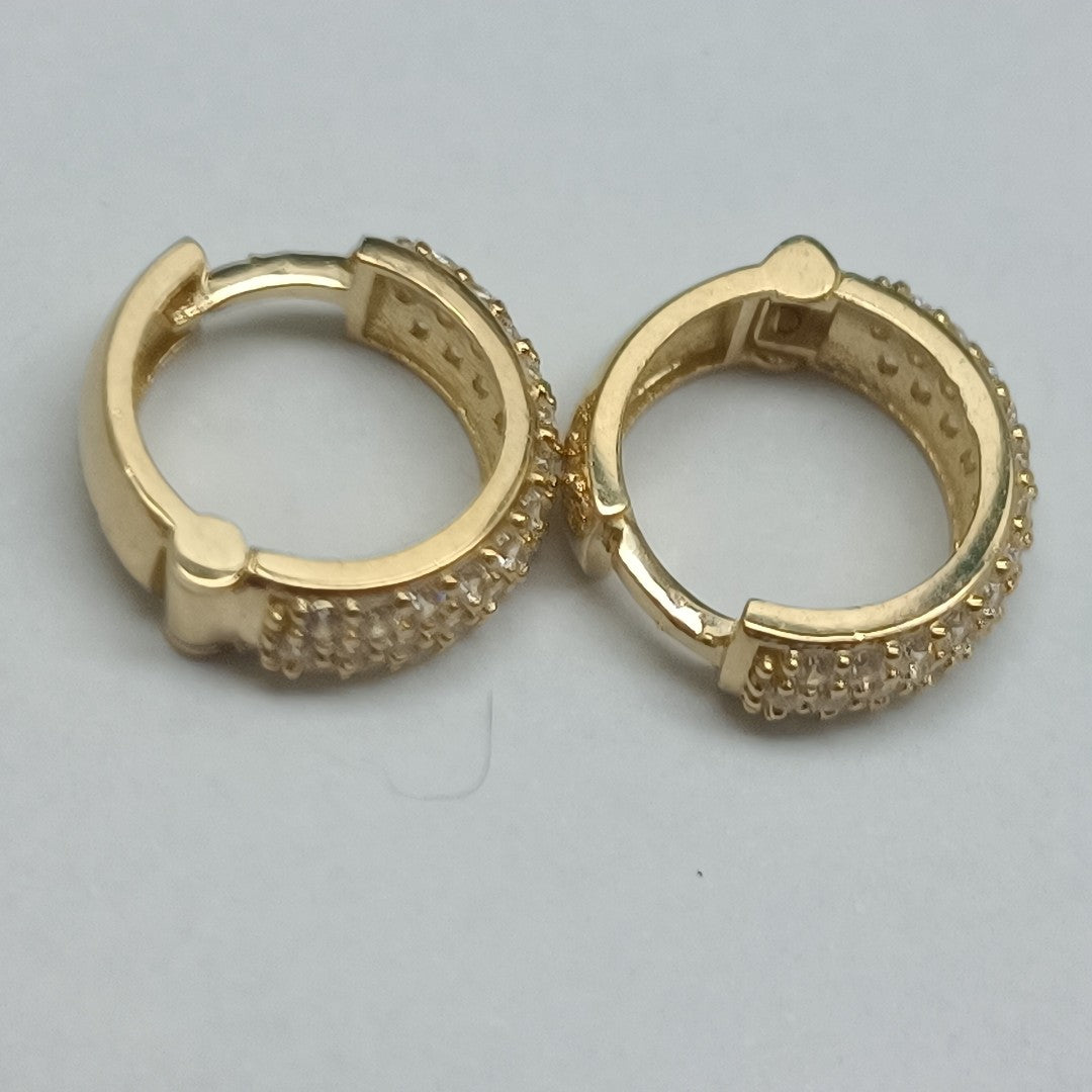 ARETES HUGGIE CON CIRCONIAS 14K 2 GR (NUEVO)