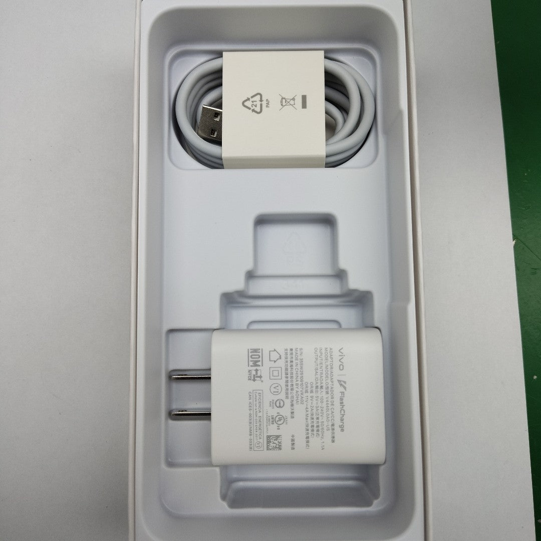 CELULAR VIVO Y28 V2352 256 GB 8 GB RAM (SEMINUEVO)