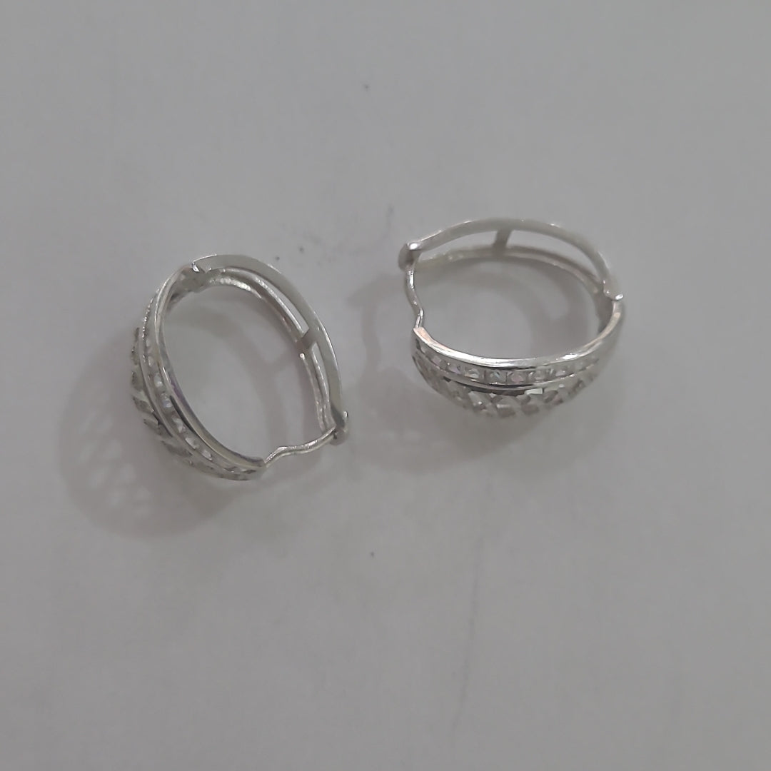 ARRACADAS PAR ORO 14 K 4.2 GRMS (SEMINUEVO)