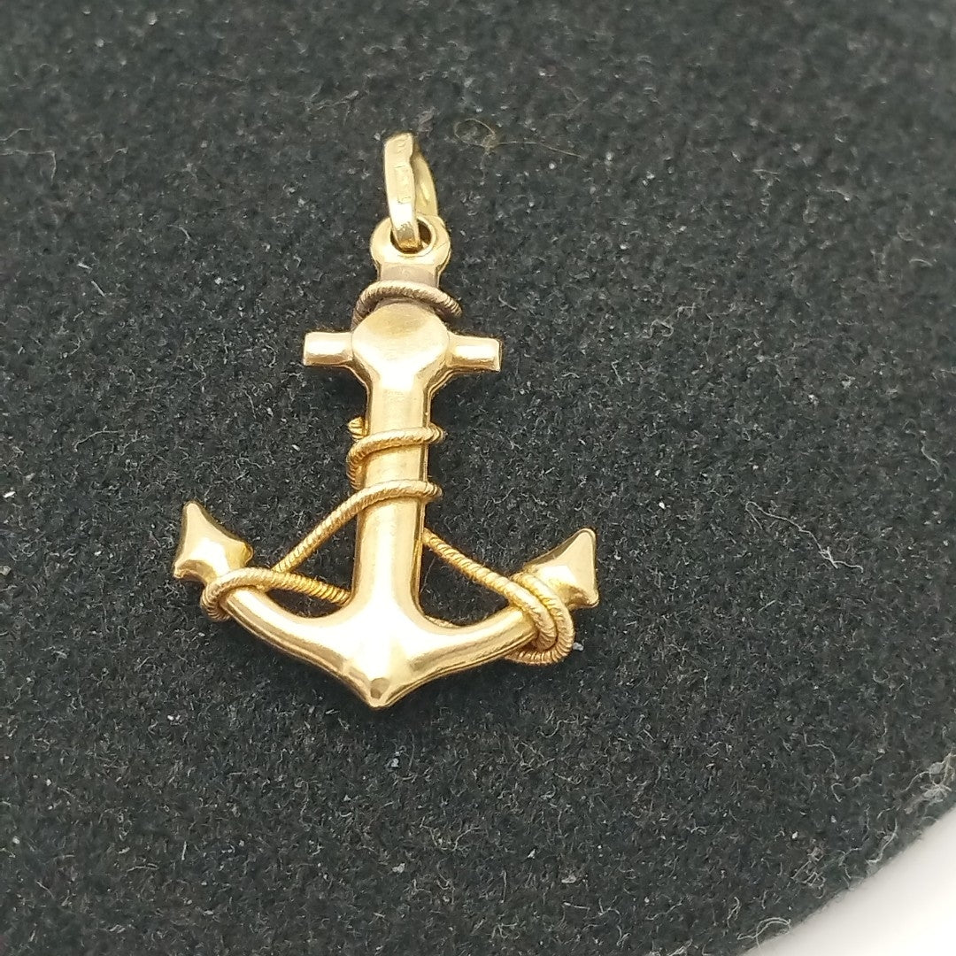 DIJE ORO 14 K 1.6 GRMS (SEMINUEVO)