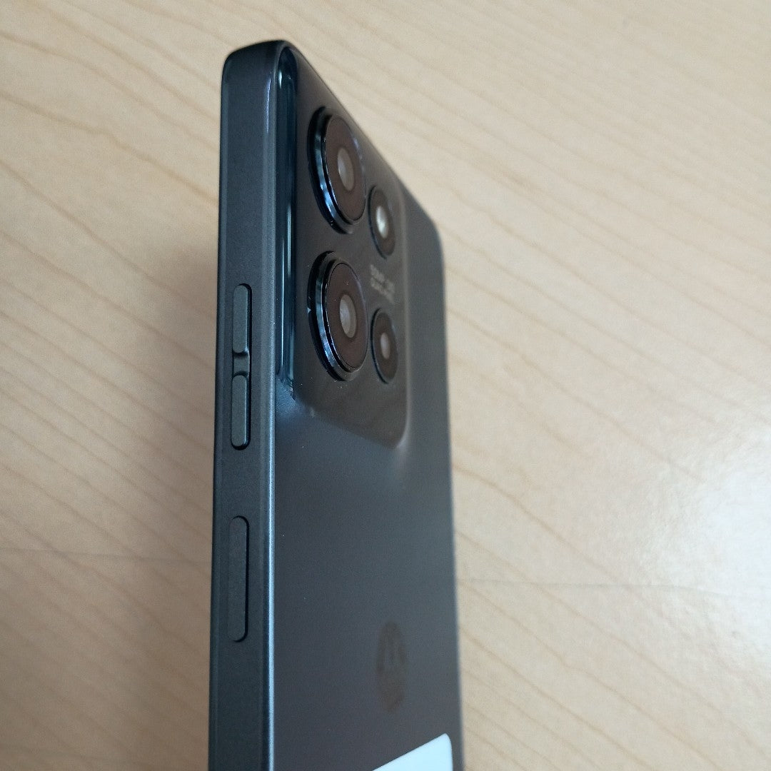 CELULAR MOTOROLA MOTO G75 5G XT2437-2 (2024) 256 GB 8 GB RAM (SEMINUEVO)