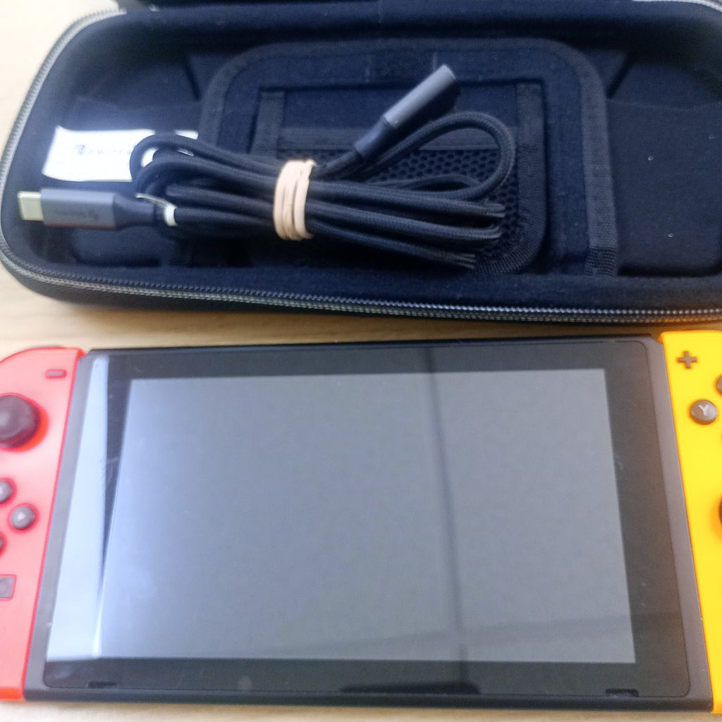 CONSOLA DE VIDEOJUEGO NINTENDO SWITCH 1.1 32 GB (SEMINUEVO)