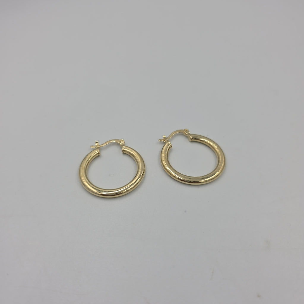 ARETES TEJIDO ARRACADA LISA 14K 2.1 GR (NUEVO)