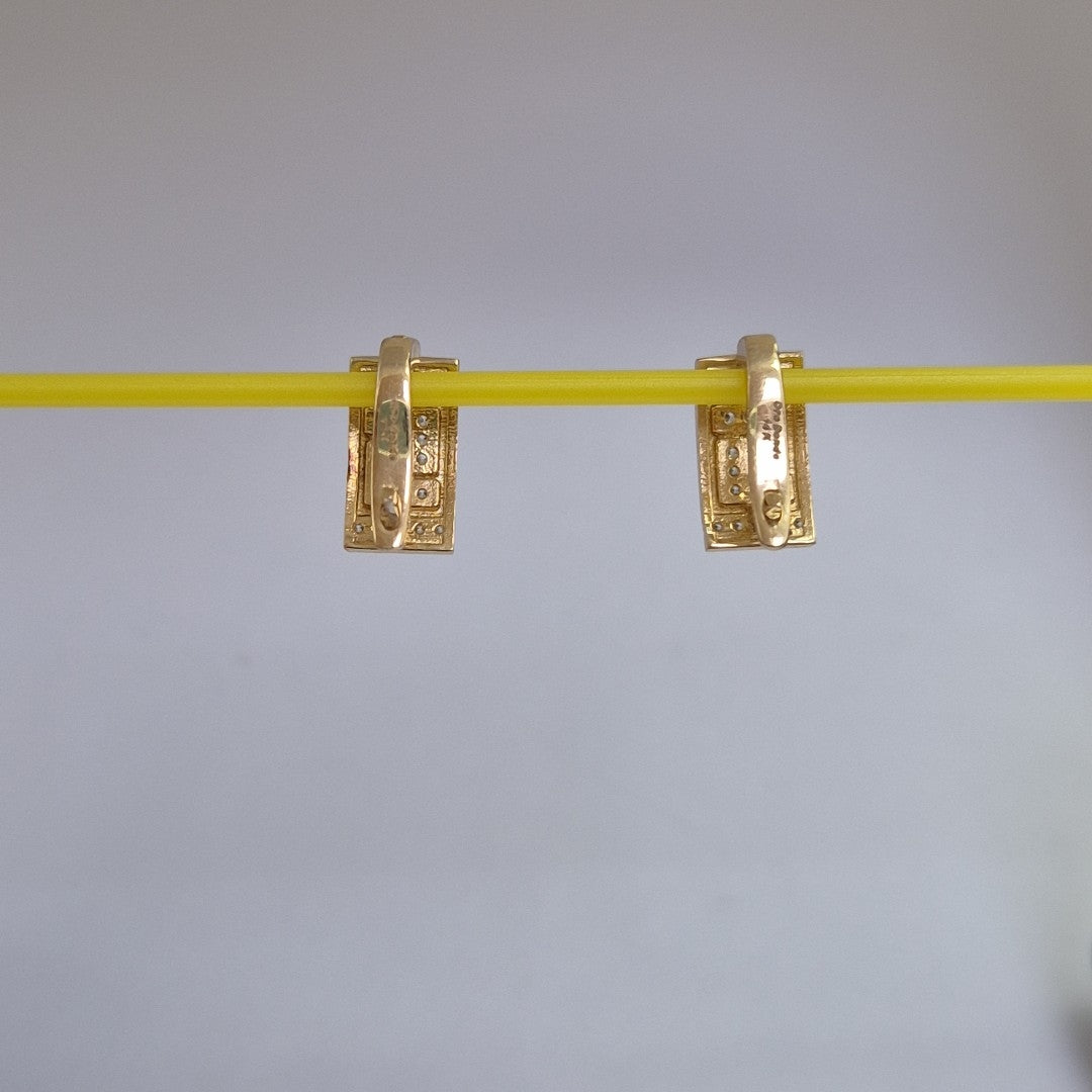 ARETES PAR ORO 14 K 2.4 GRMS (SEMINUEVO)