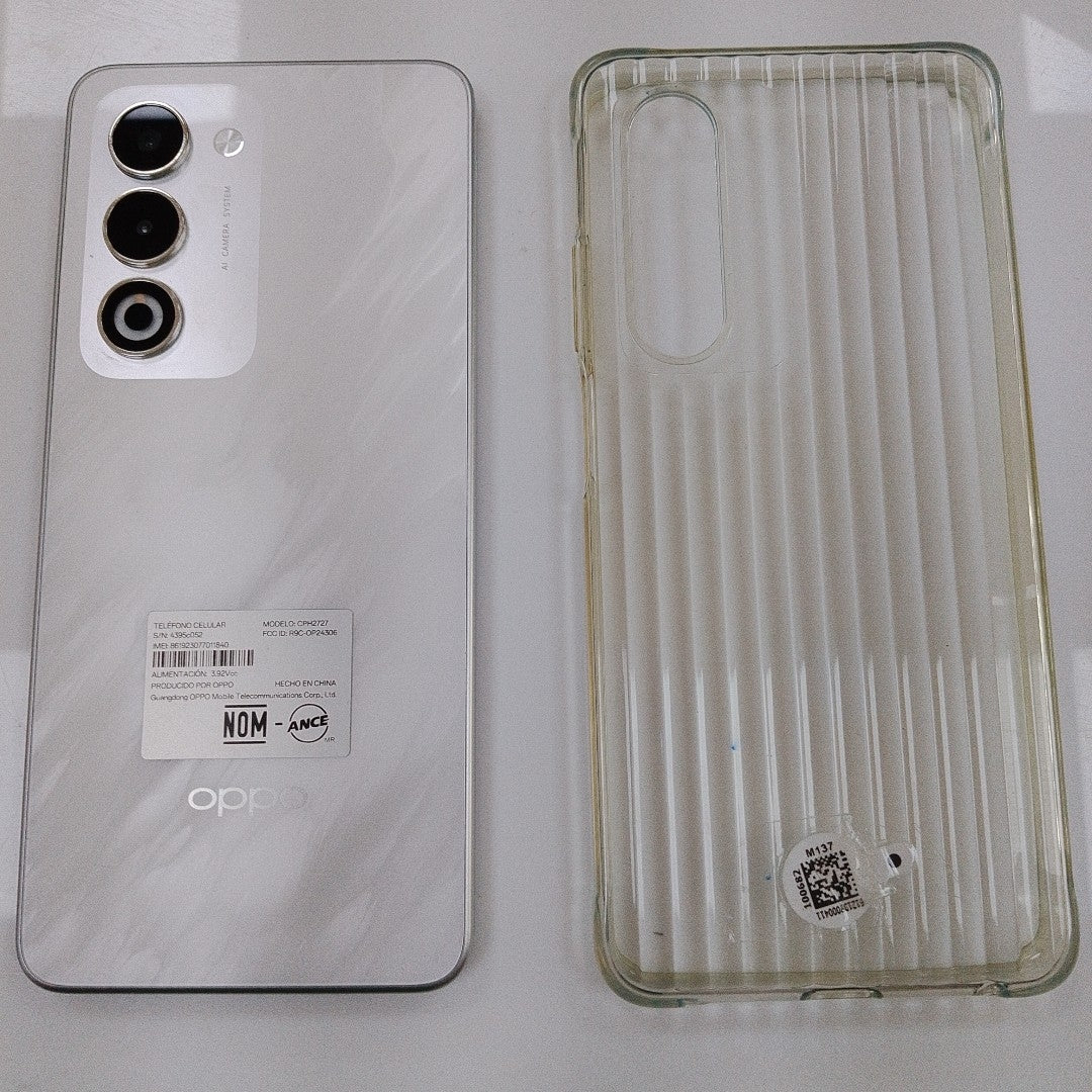 CELULAR OPPO A5 CPH2727 (2025) 256 GB 4 GB RAM (SEMINUEVO)
