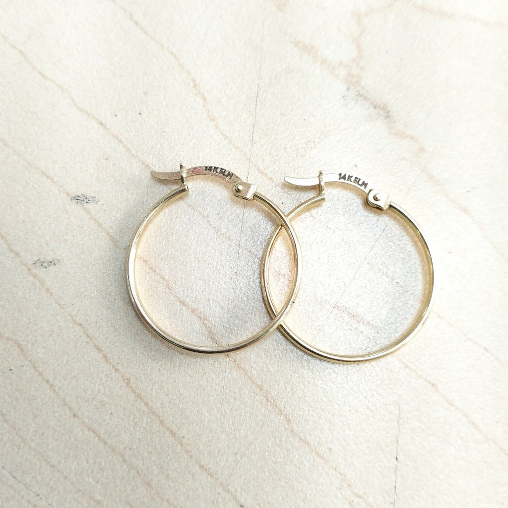 ARRACADAS PAR ORO 14 K 1.1 GRMS (SEMINUEVO)
