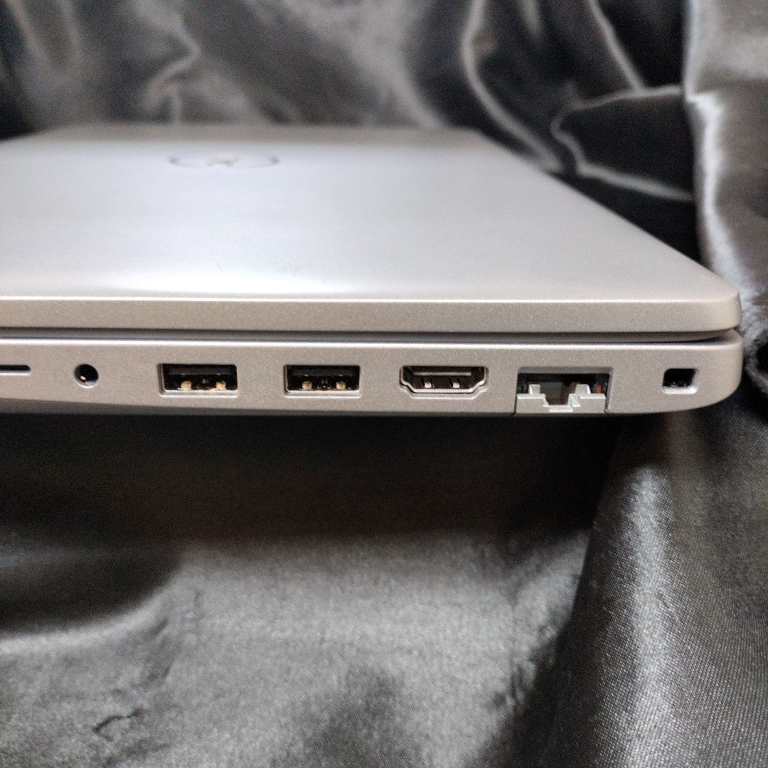 LAPTOP DELL PRECISION 3581 (2023) 1 TB SSD 16 GB RAM (SEMINUEVO)