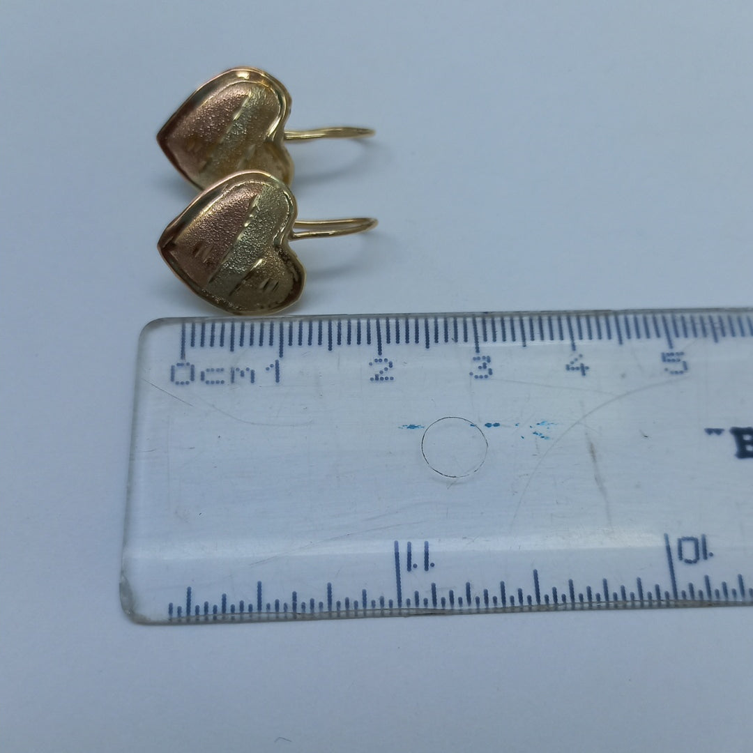ARETES PAR ORO 14 K 1.8 GRMS (SEMINUEVO)