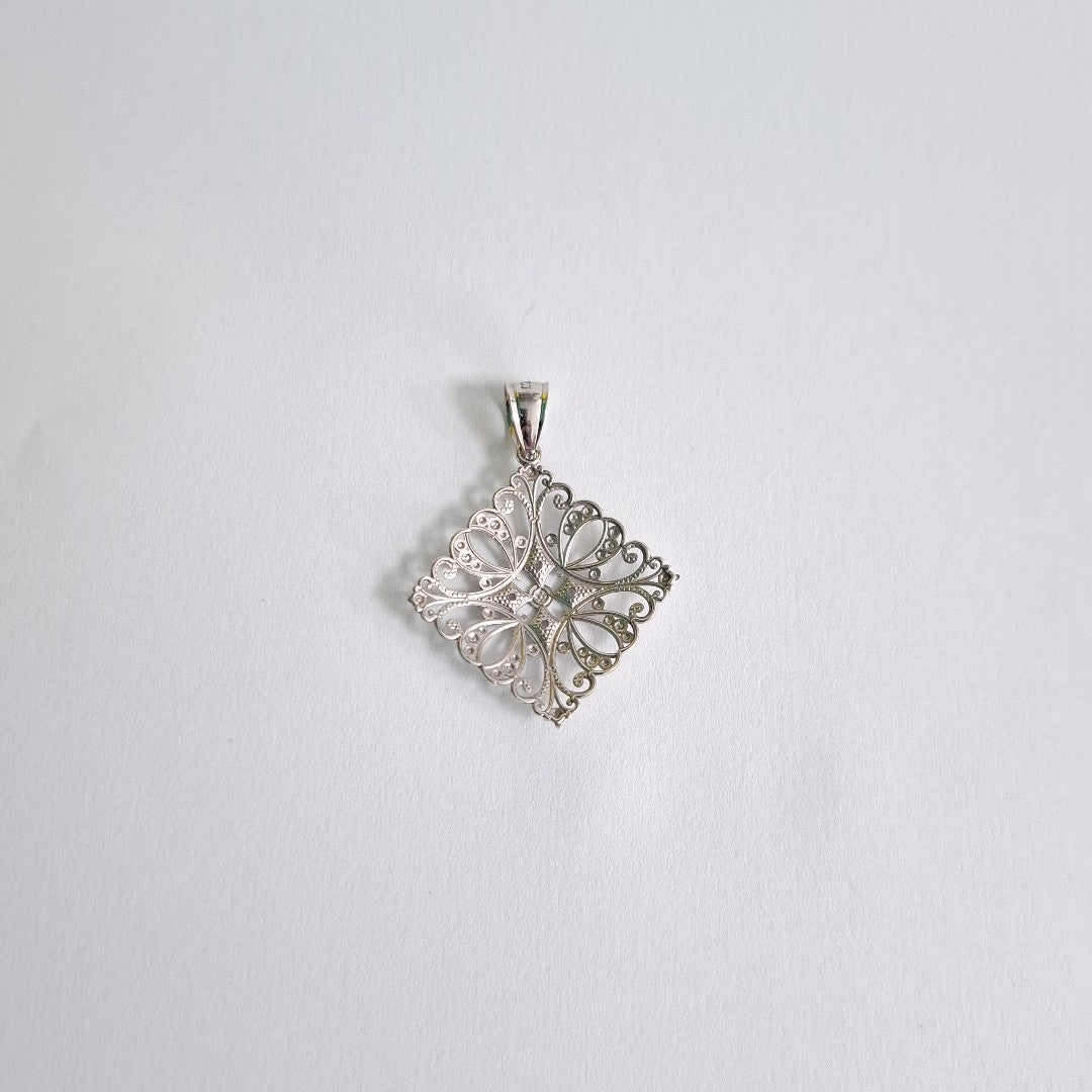 DIJE ORO BLANCO 14 K 1,80 GRMS (SEMINUEVO)