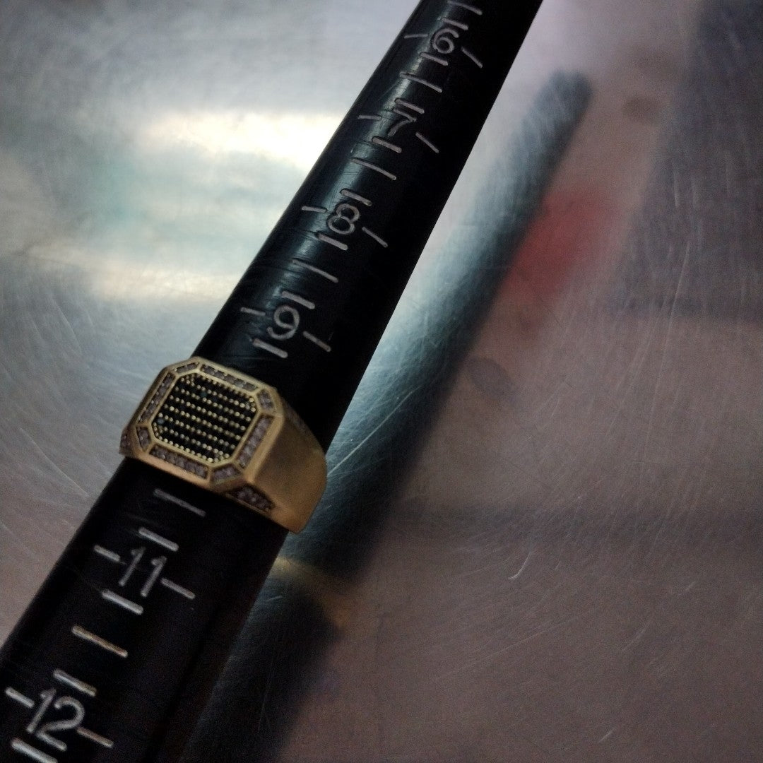ANILLO ORO 10 K 4.6 GRMS (SEMINUEVO)