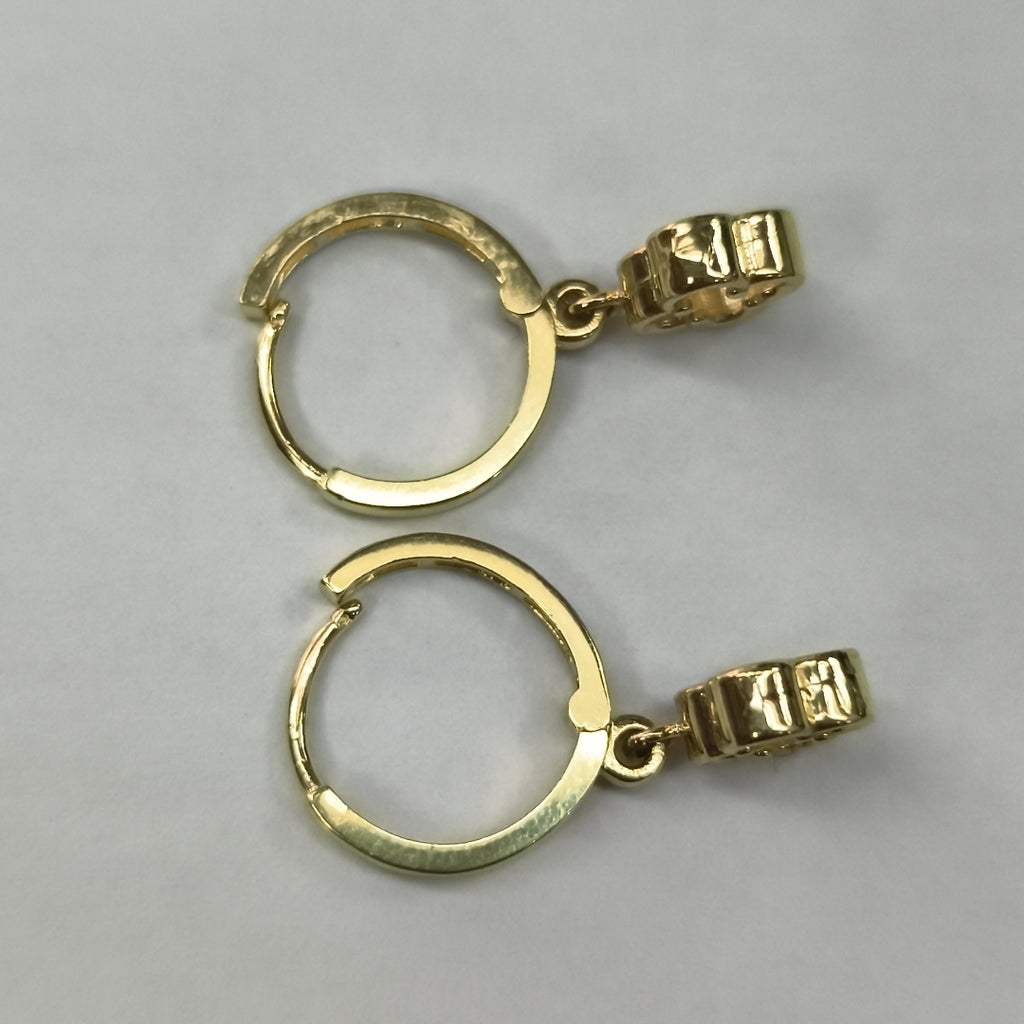 ARETES ARRACADAS CON DIJE 14K 2.4 GR (NUEVO)