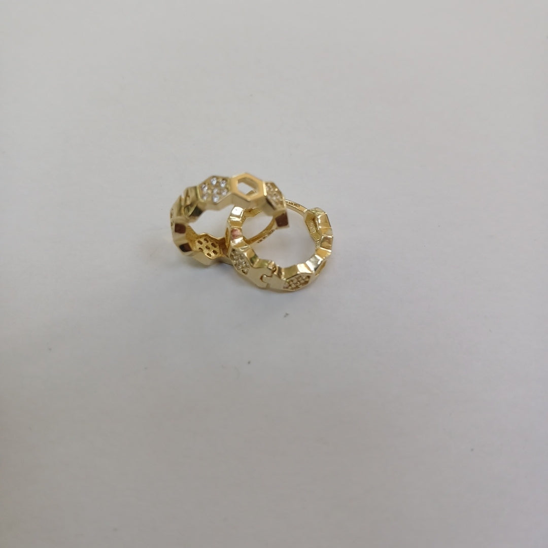 ARETES HUGGIES HEXAGONALES C CIRCONIAS 14K 2.7 GR (NUEVO)