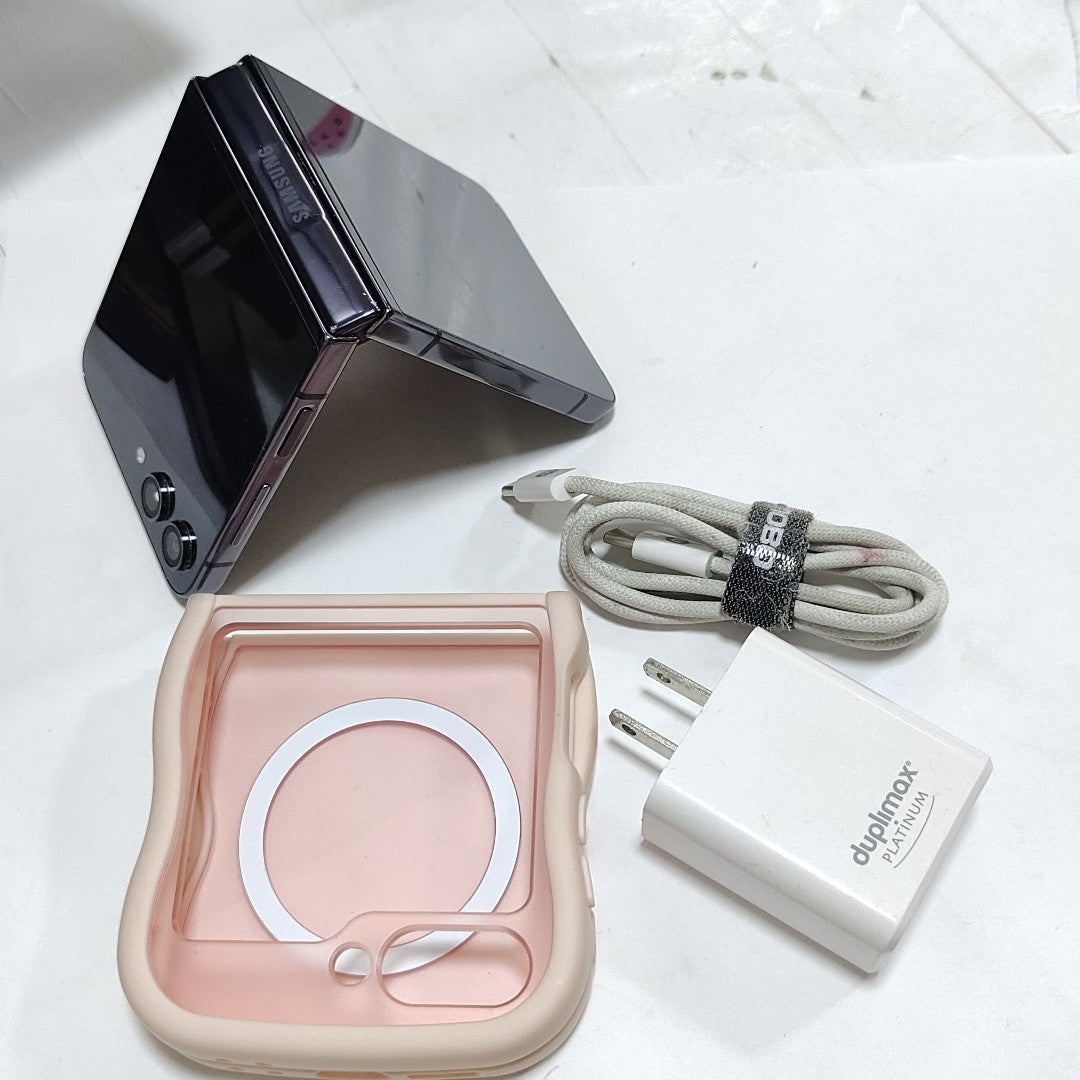CELULAR SAMSUNG GALAXY Z FLIP 5 SM-F731U1 (2023) 256 GB 8 GB RAM (SEMINUEVO)