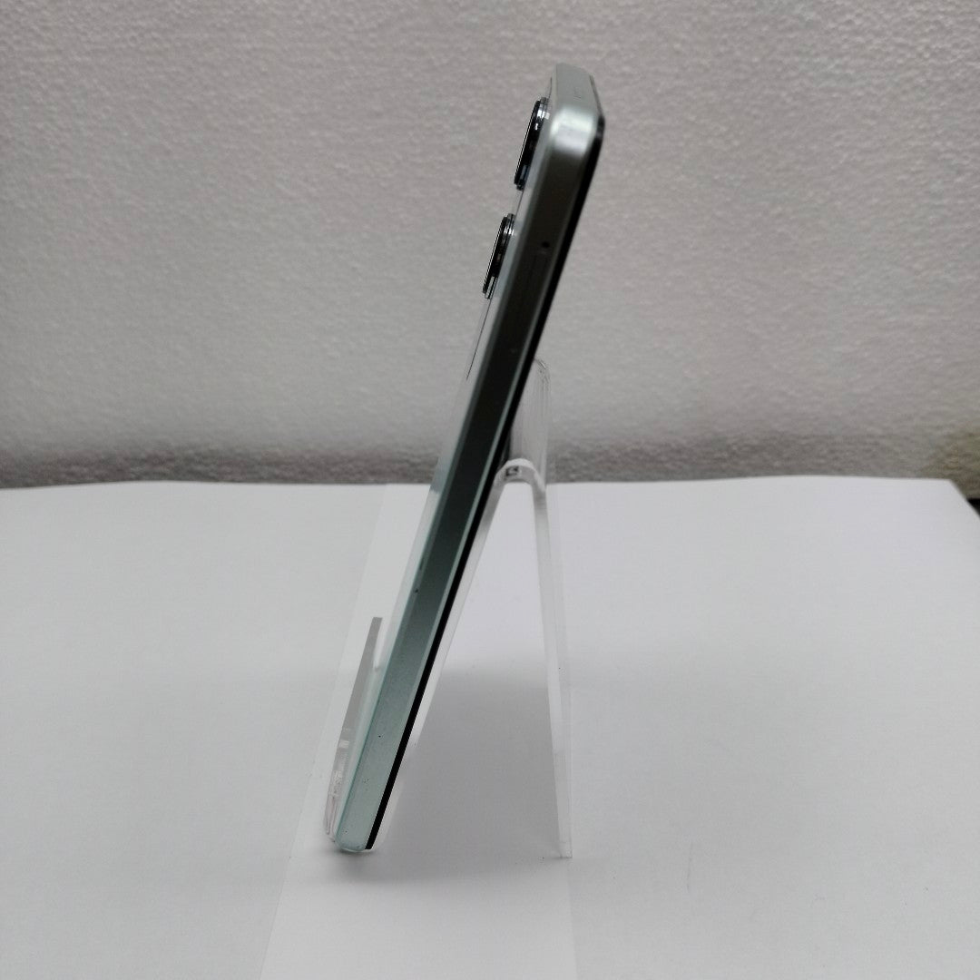 CELULAR VIVO Y18 V2333 128 GB 6 GB (SEMINUEVO)
