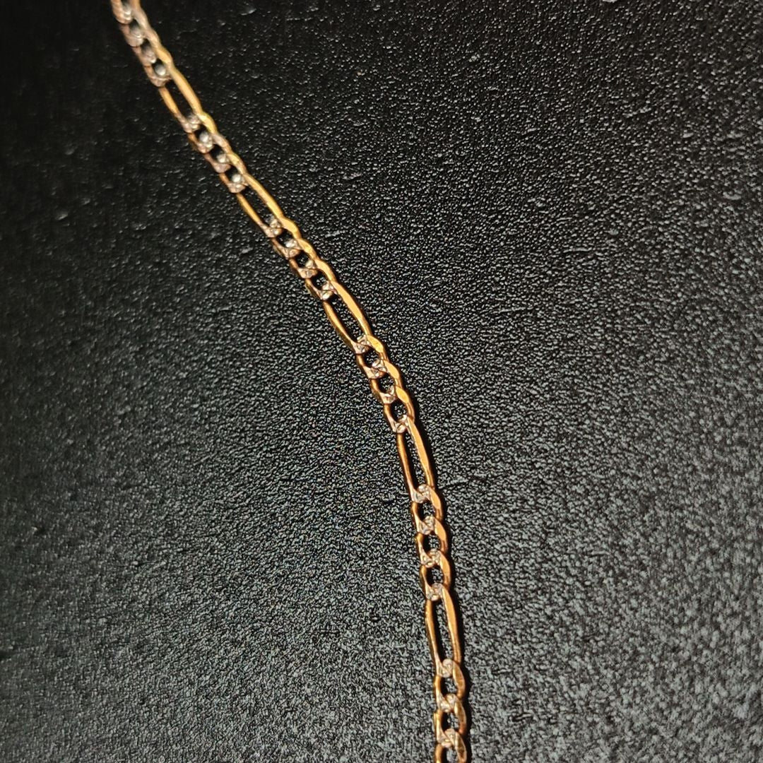 CADENA, MEDALLA RELIGIOSA ORO 10 K 3 GRMS (SEMINUEVO)