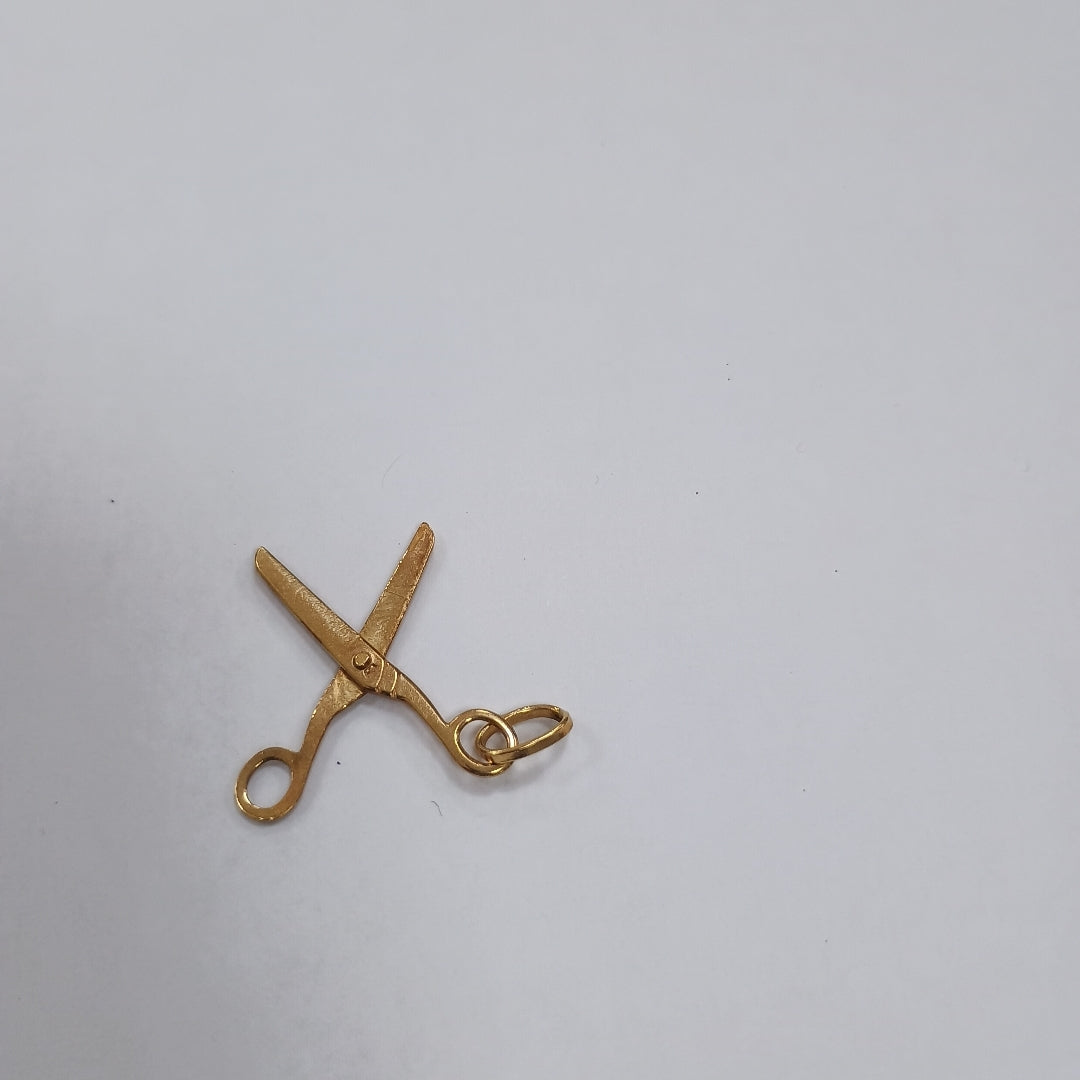 DIJE ORO 10 K 0.9 GRMS (SEMINUEVO)