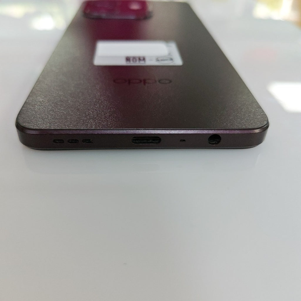 CELULAR OPPO A40 CPH2669 (2024) 256 GB 4 GB RAM (SEMINUEVO)