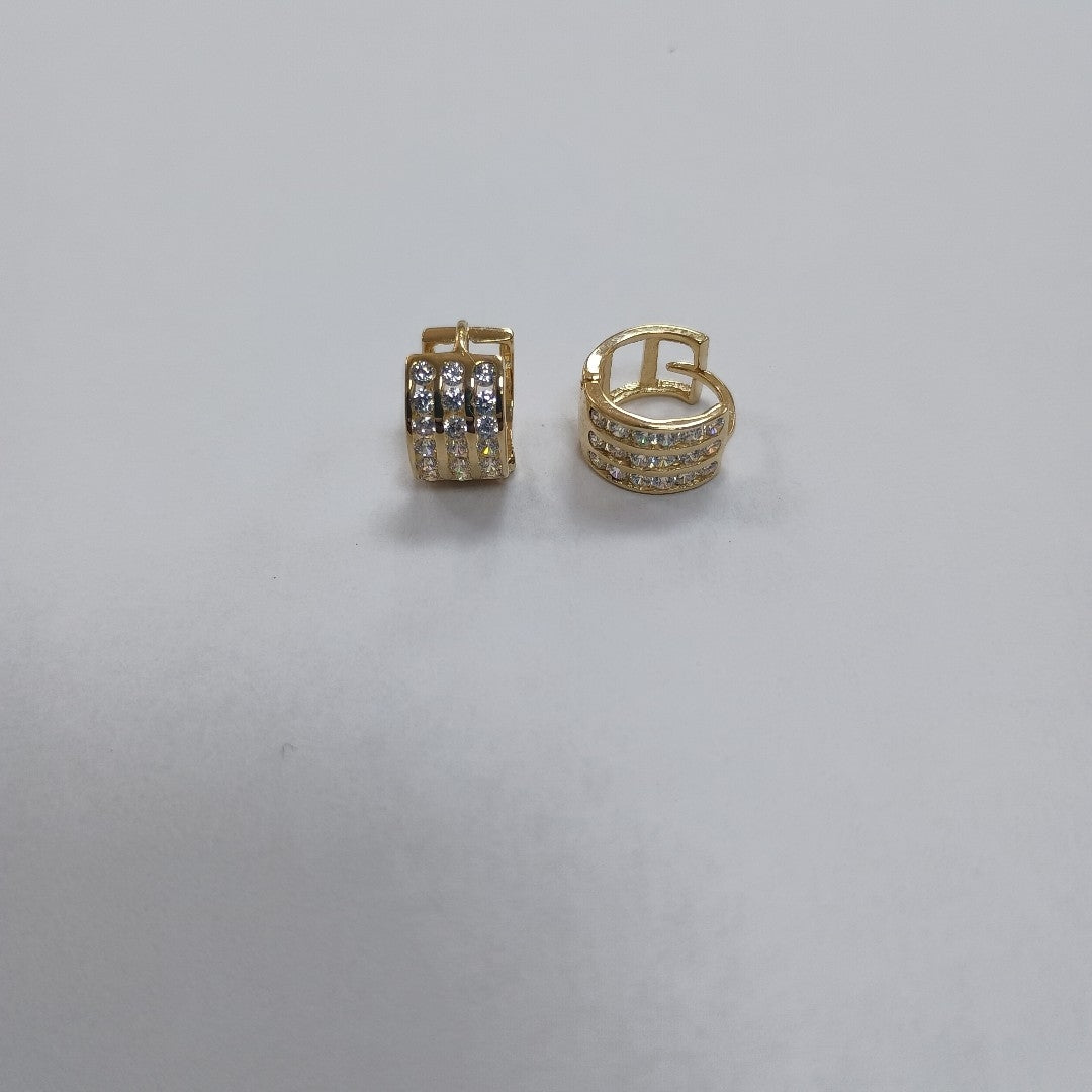 ARETES HUGGIES C CIRCONIA 14K 2.2 GR (NUEVO)