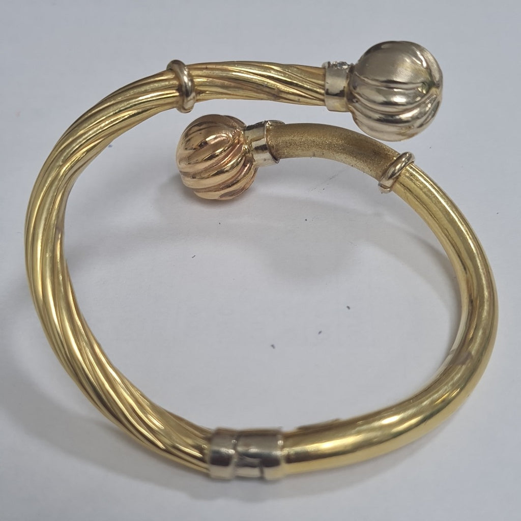 PULSERA RIGIDA ORO 18 K 19,30 GRMS (SEMINUEVO)