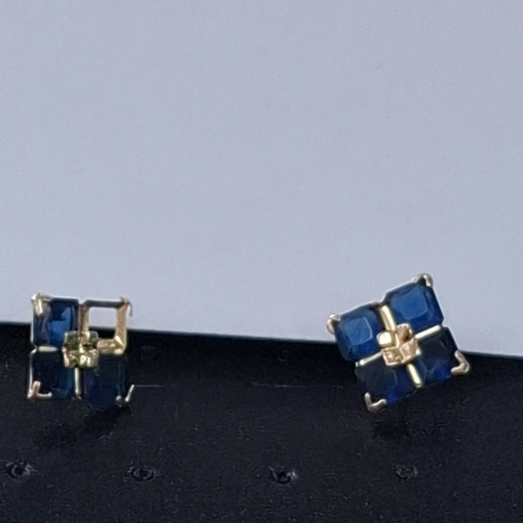 ARETES PAR ORO 10 K 0.5 GRMS (SEMINUEVO)