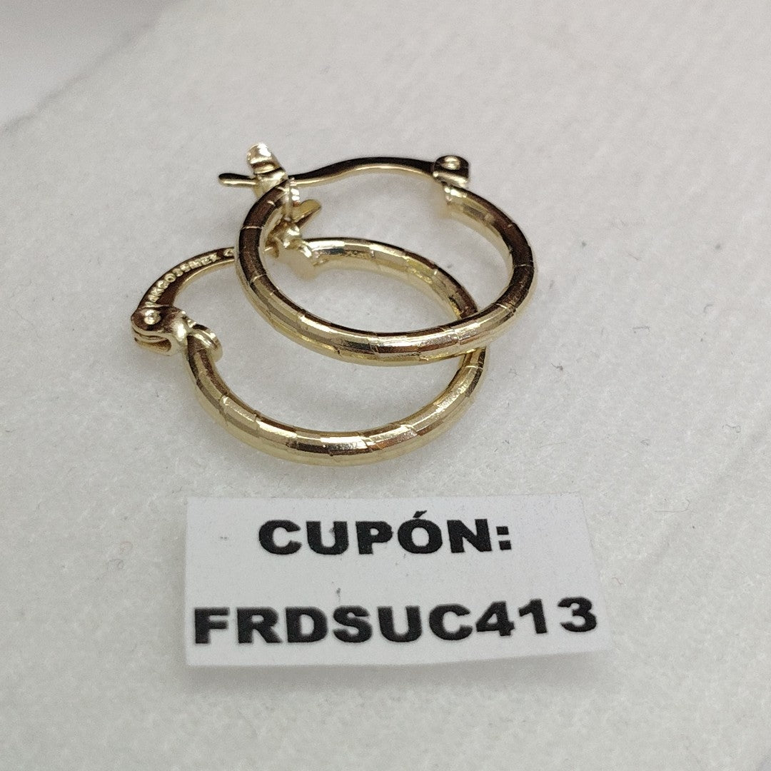 ARETES ARRACADAS ESTRIADAS 14K 1.4 GR (NUEVO)