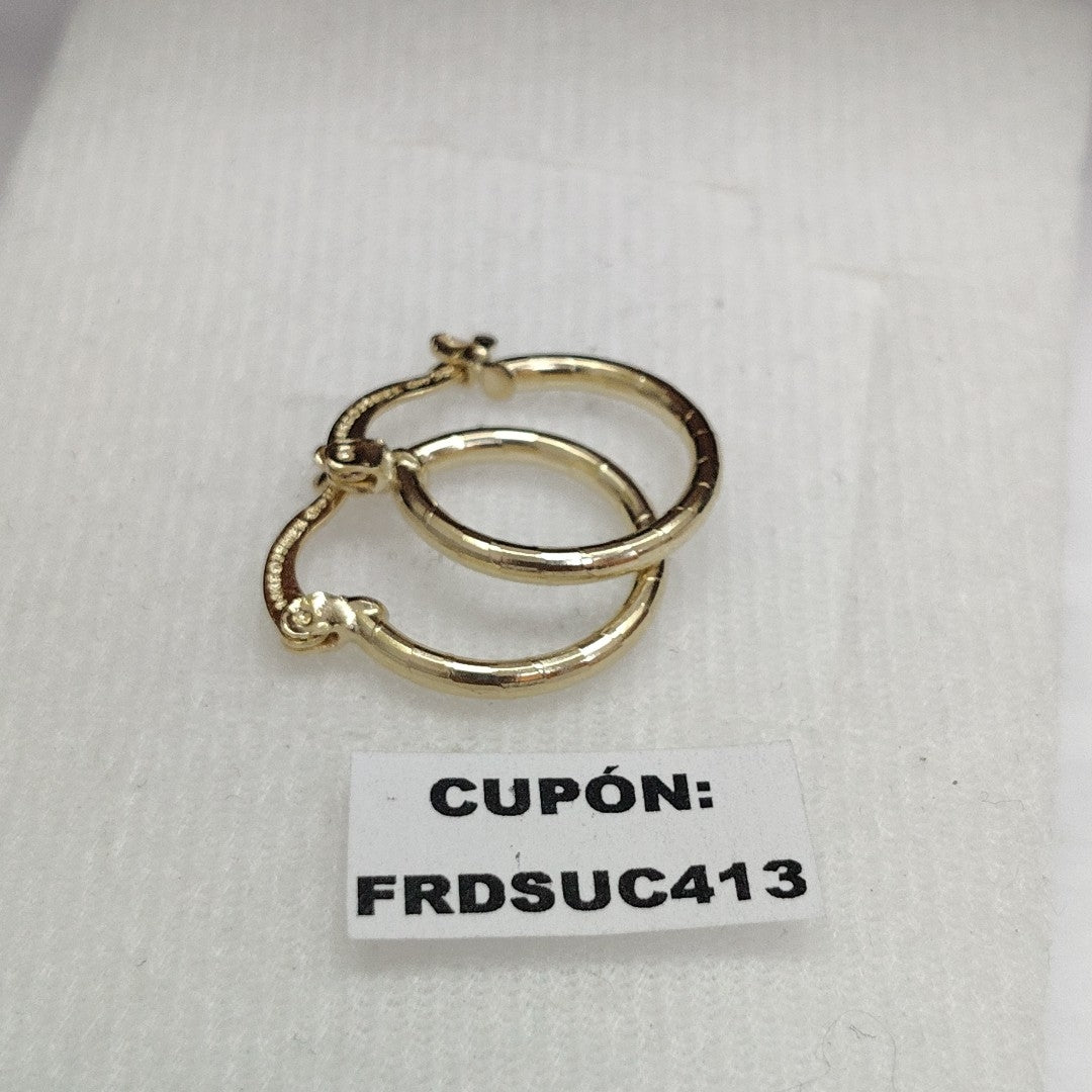 ARETES ARRACADAS ESTRIADAS 14K 1.4 GR (NUEVO)