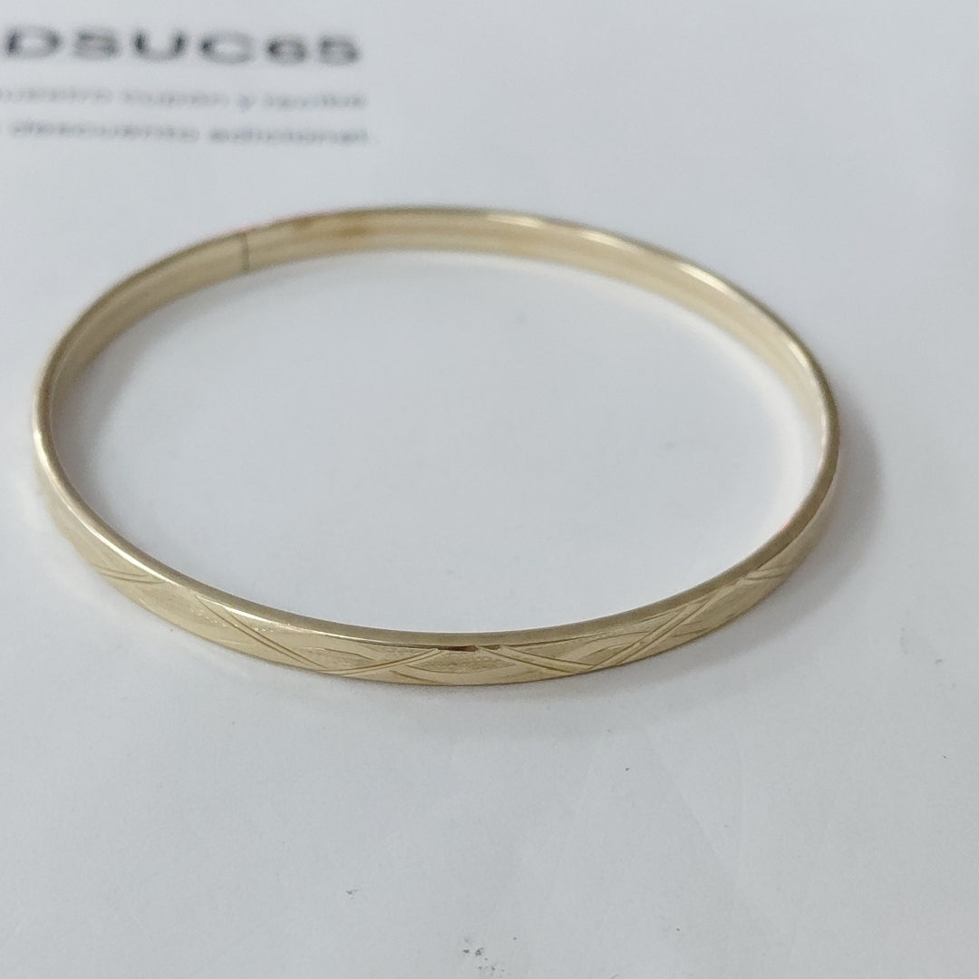 PULSERA RIGIDA ORO 10 K 5.2 GRMS (SEMINUEVO)
